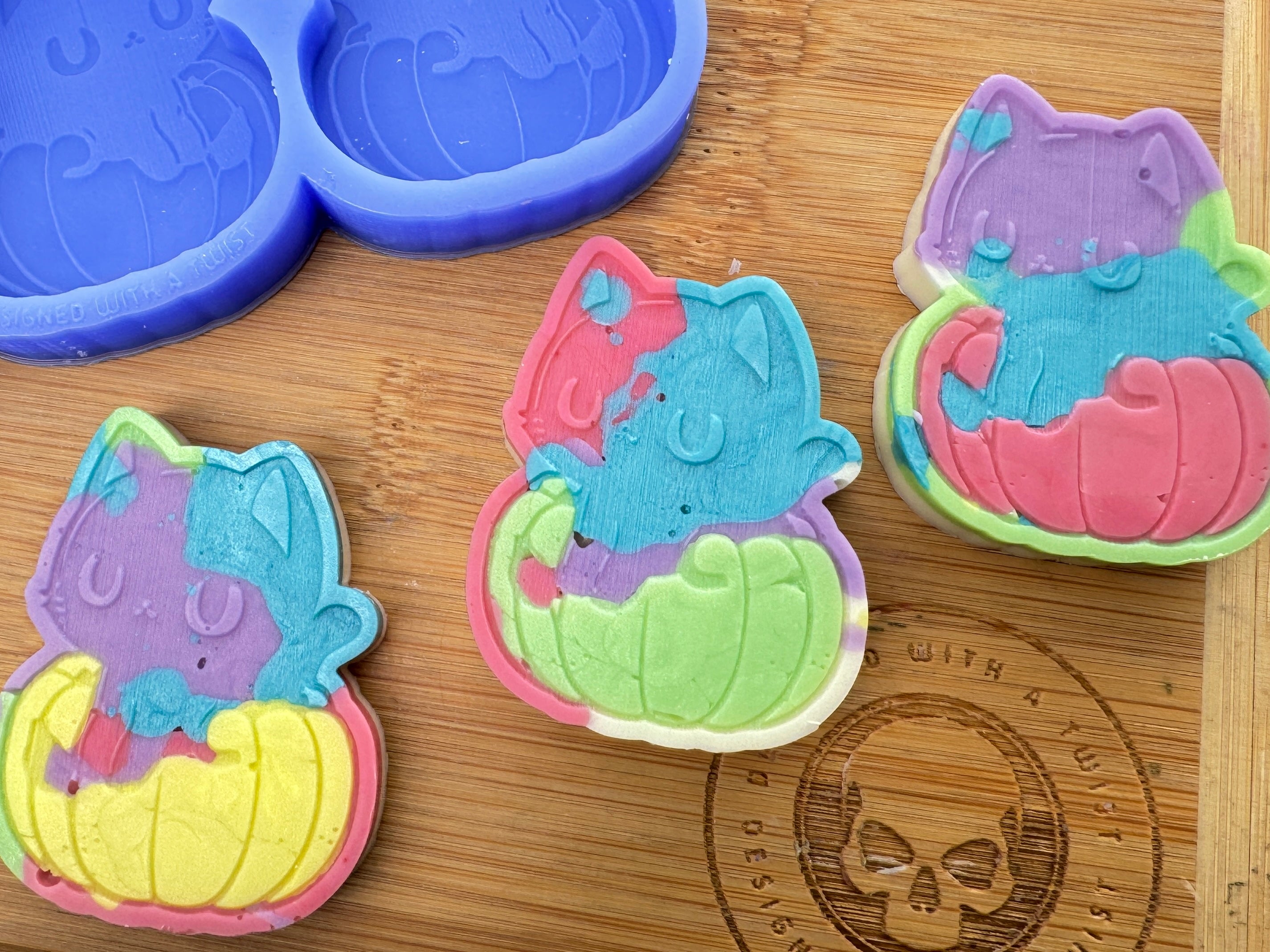 Cat in Plain Pumpkin Silicone Mold