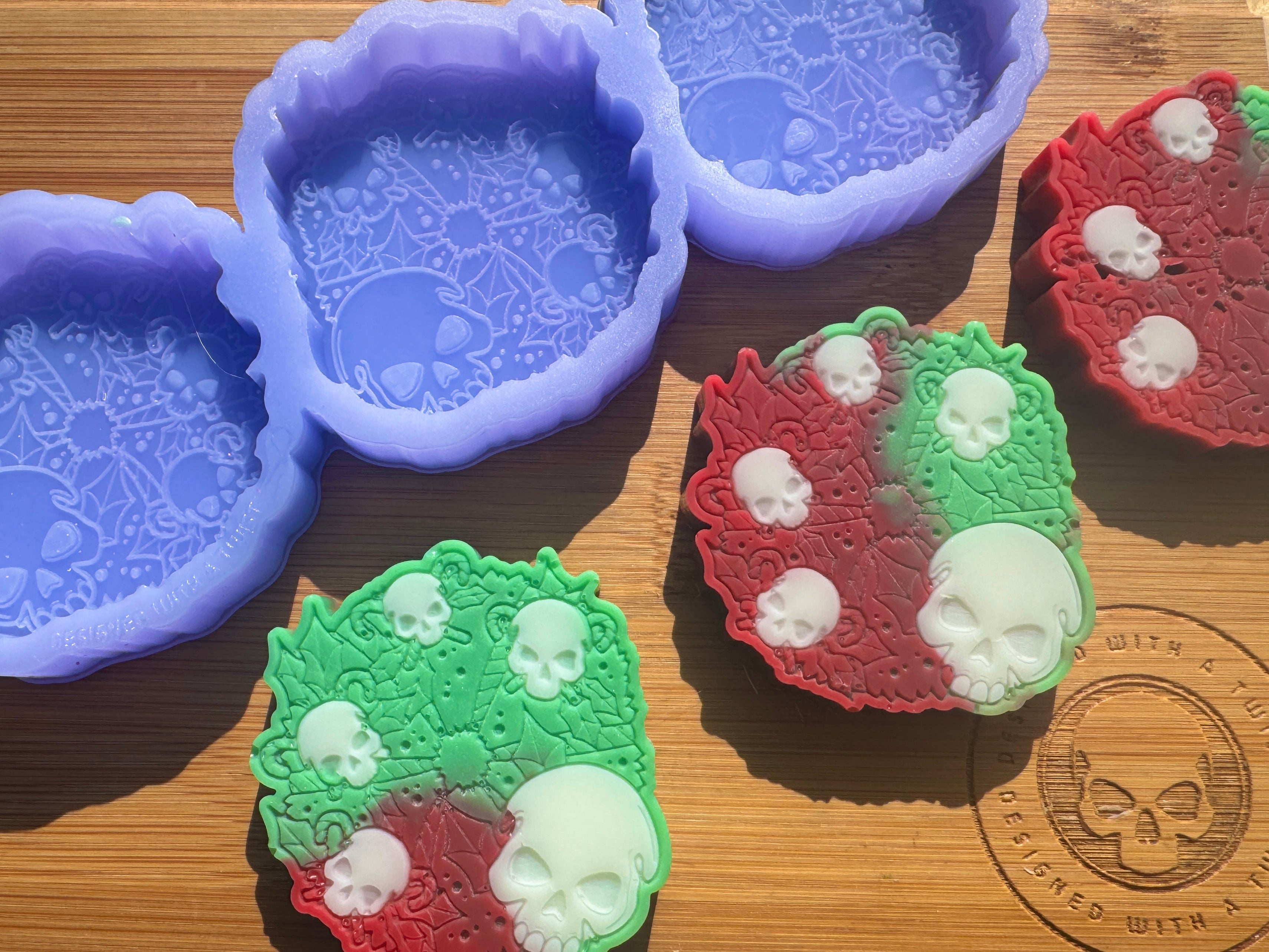 Creepmas Wreath Silicone Mold