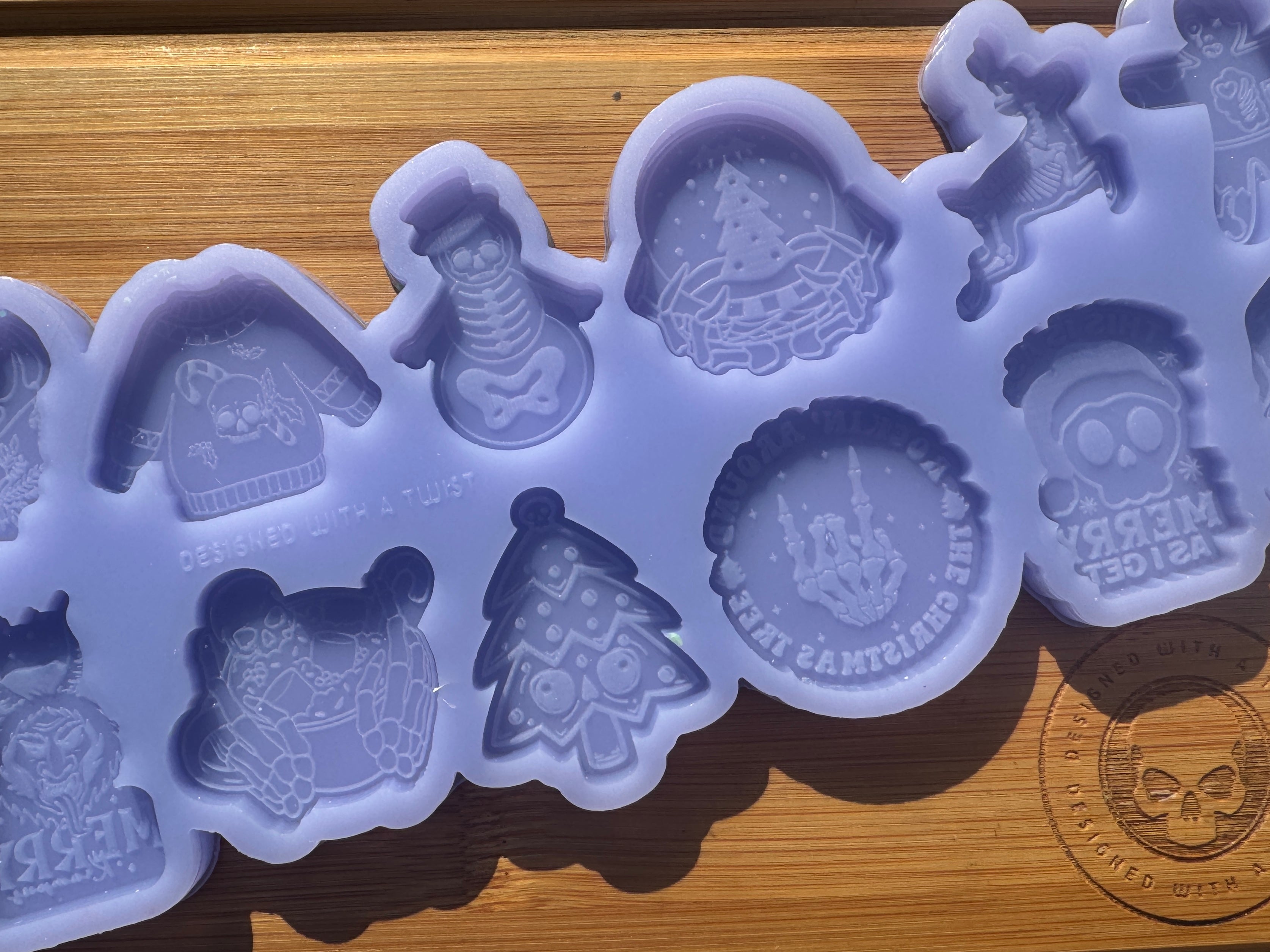 Merry Creepmas Topper Palette Silicone Mold