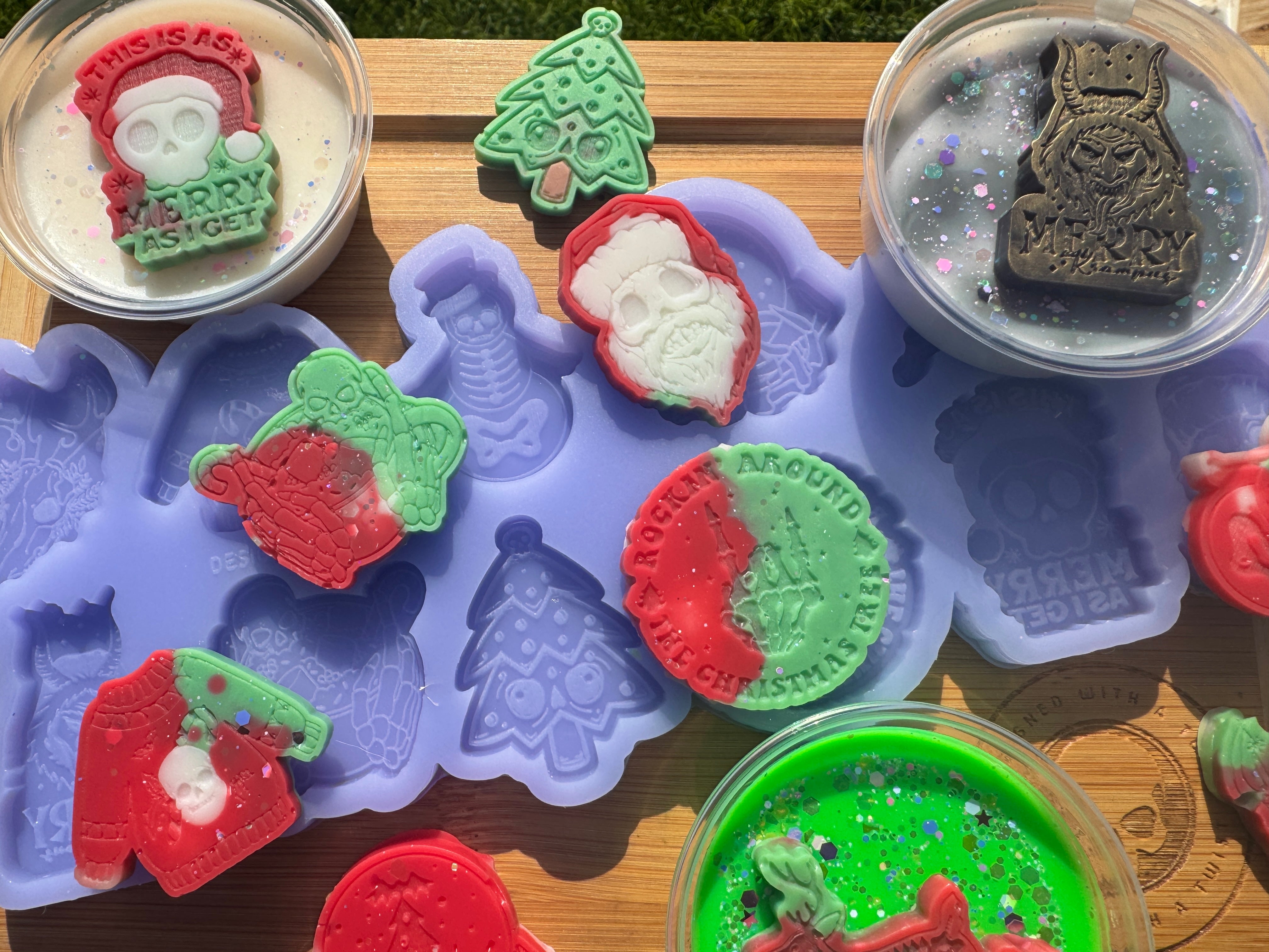 Merry Creepmas Topper Palette Silicone Mold