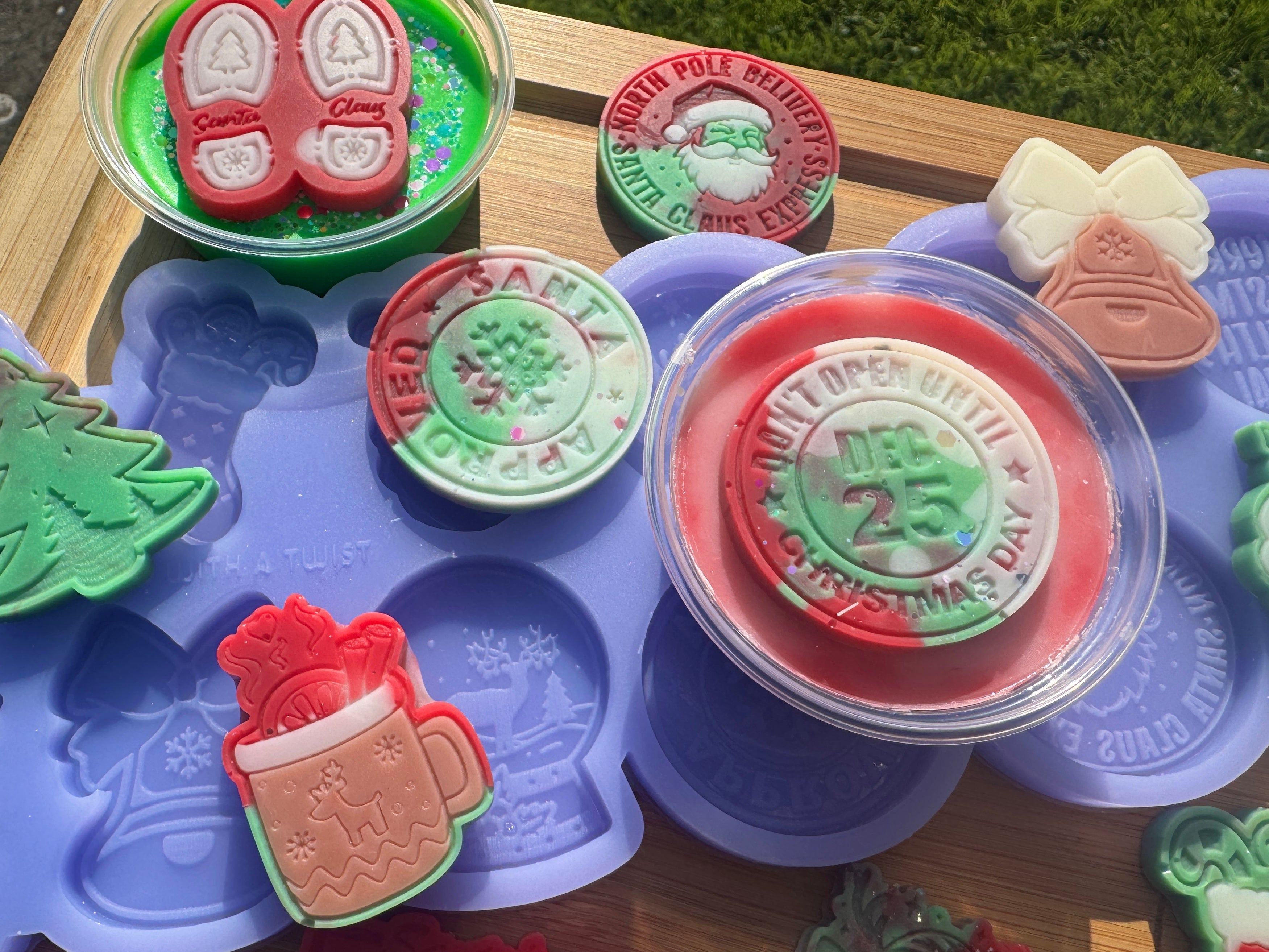 Cosy Christmas Topper Palette Silicone Mold