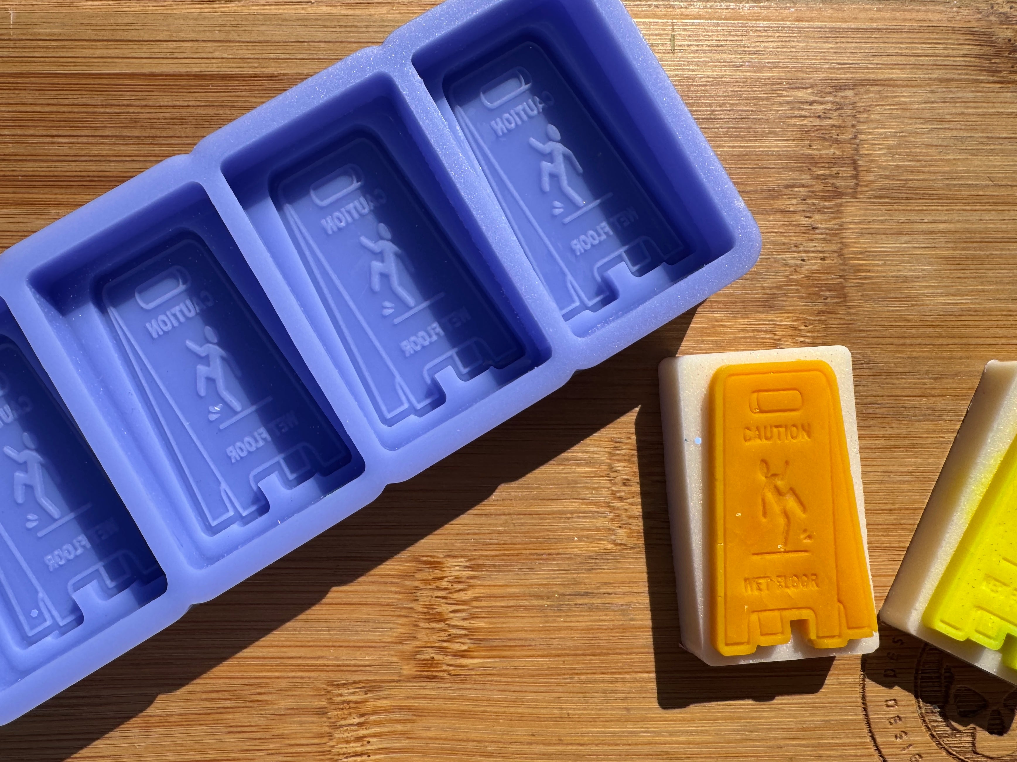 Wet Floor Sign Silicone Mold - HoBa Edition