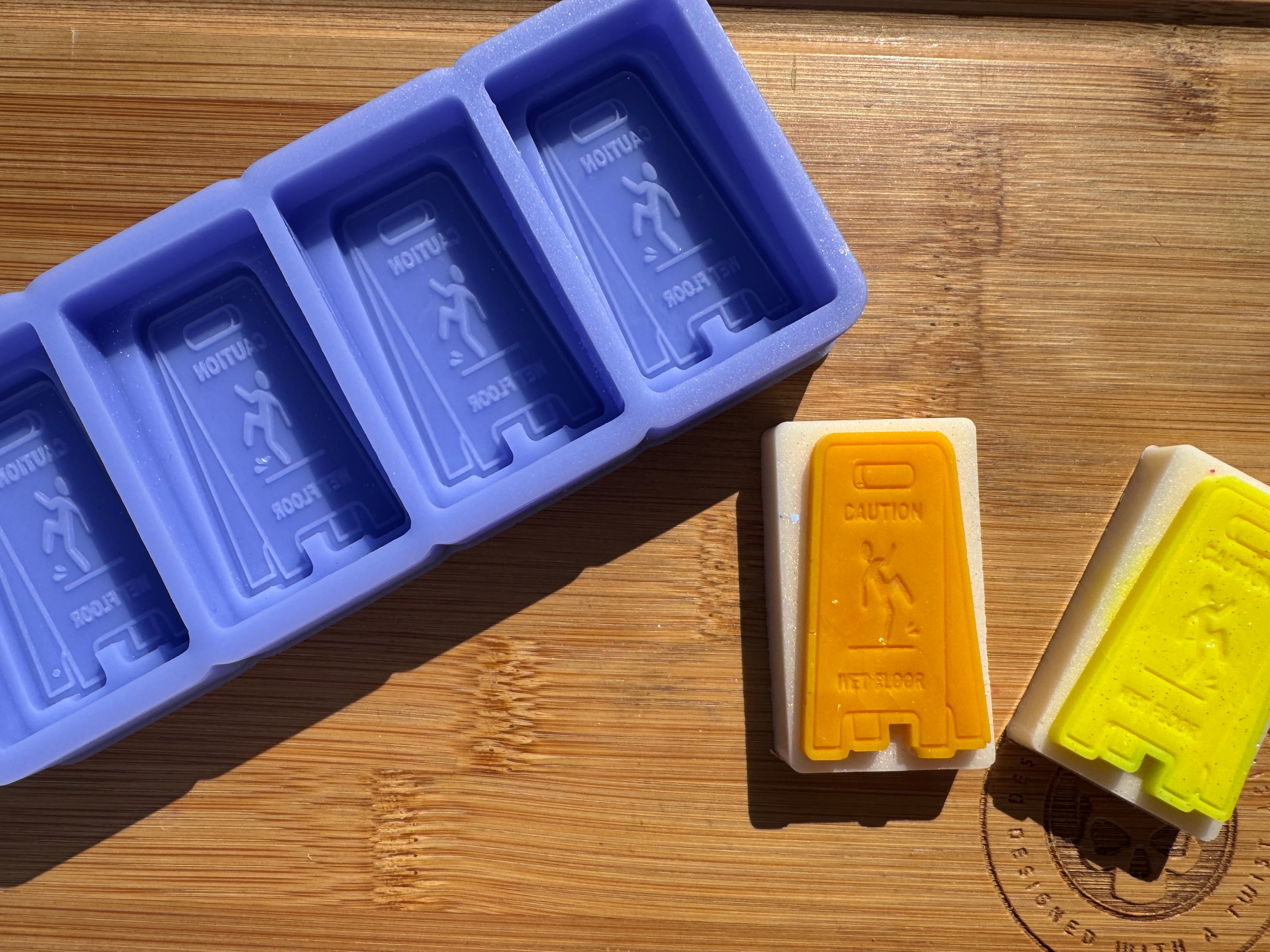 Wet Floor Sign Silicone Mold - HoBa Edition