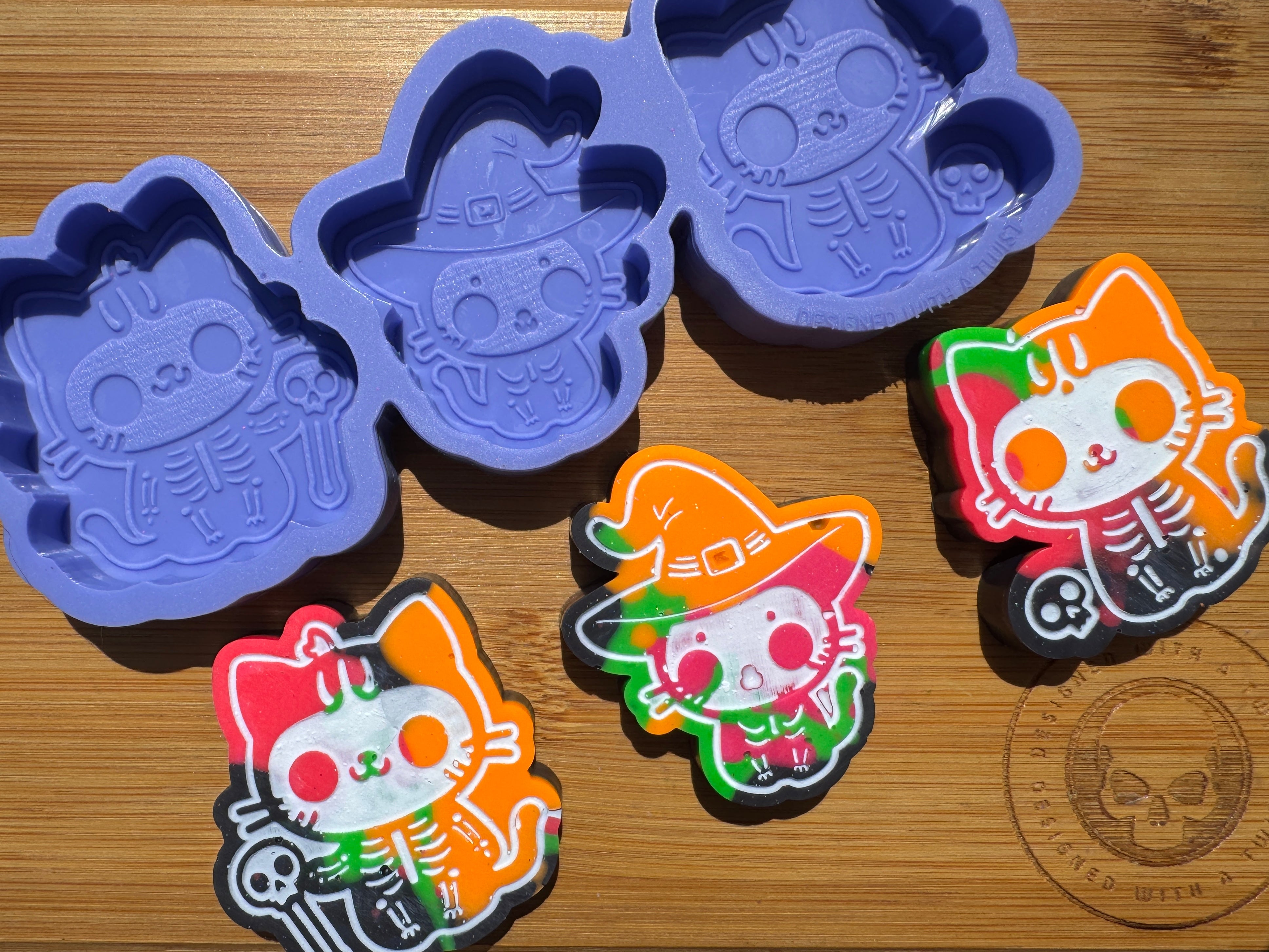 Spooky Kitties Silicone Trio Mold