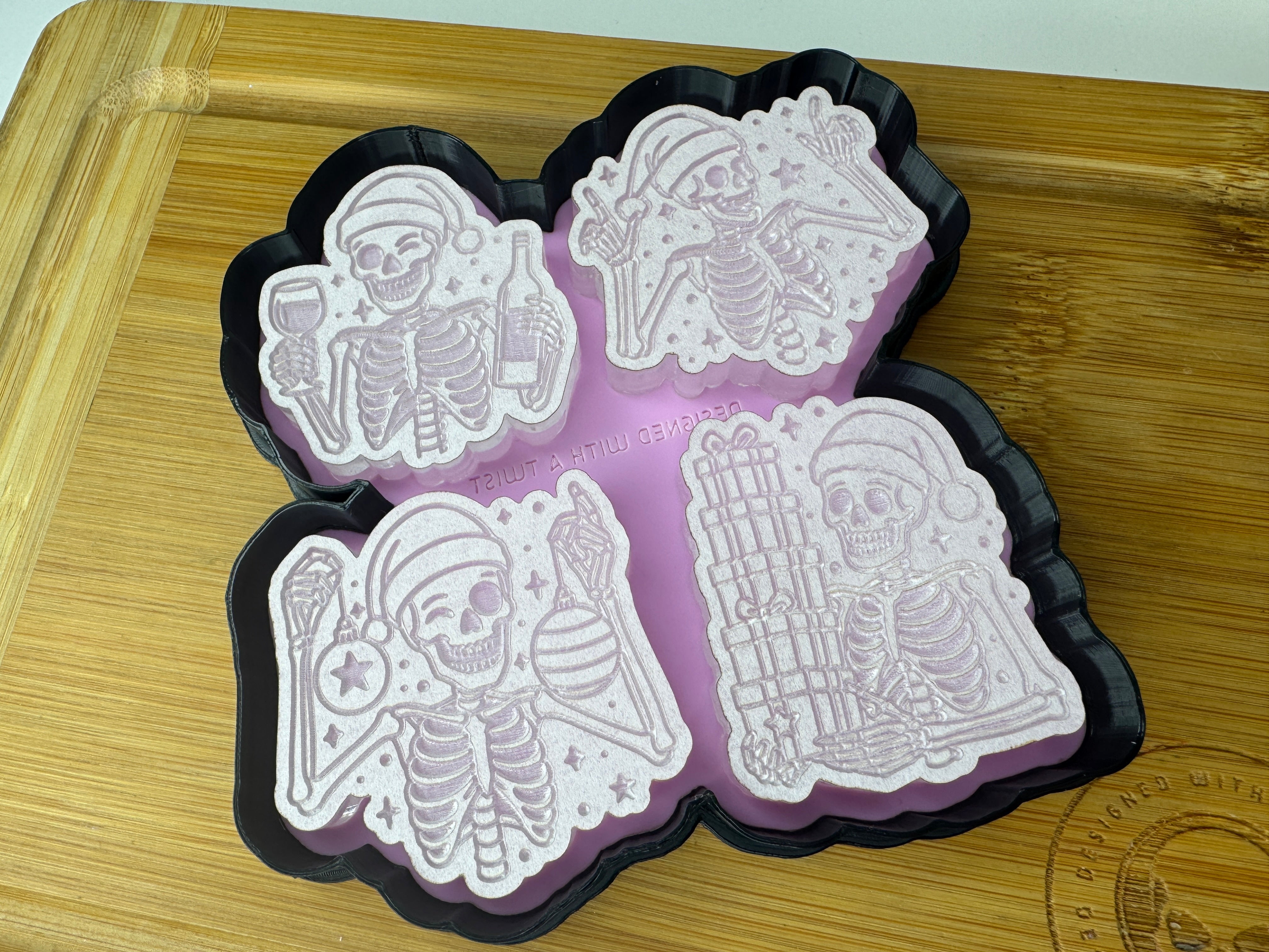 Holly Jolly Skellys Silicone Quad Mold