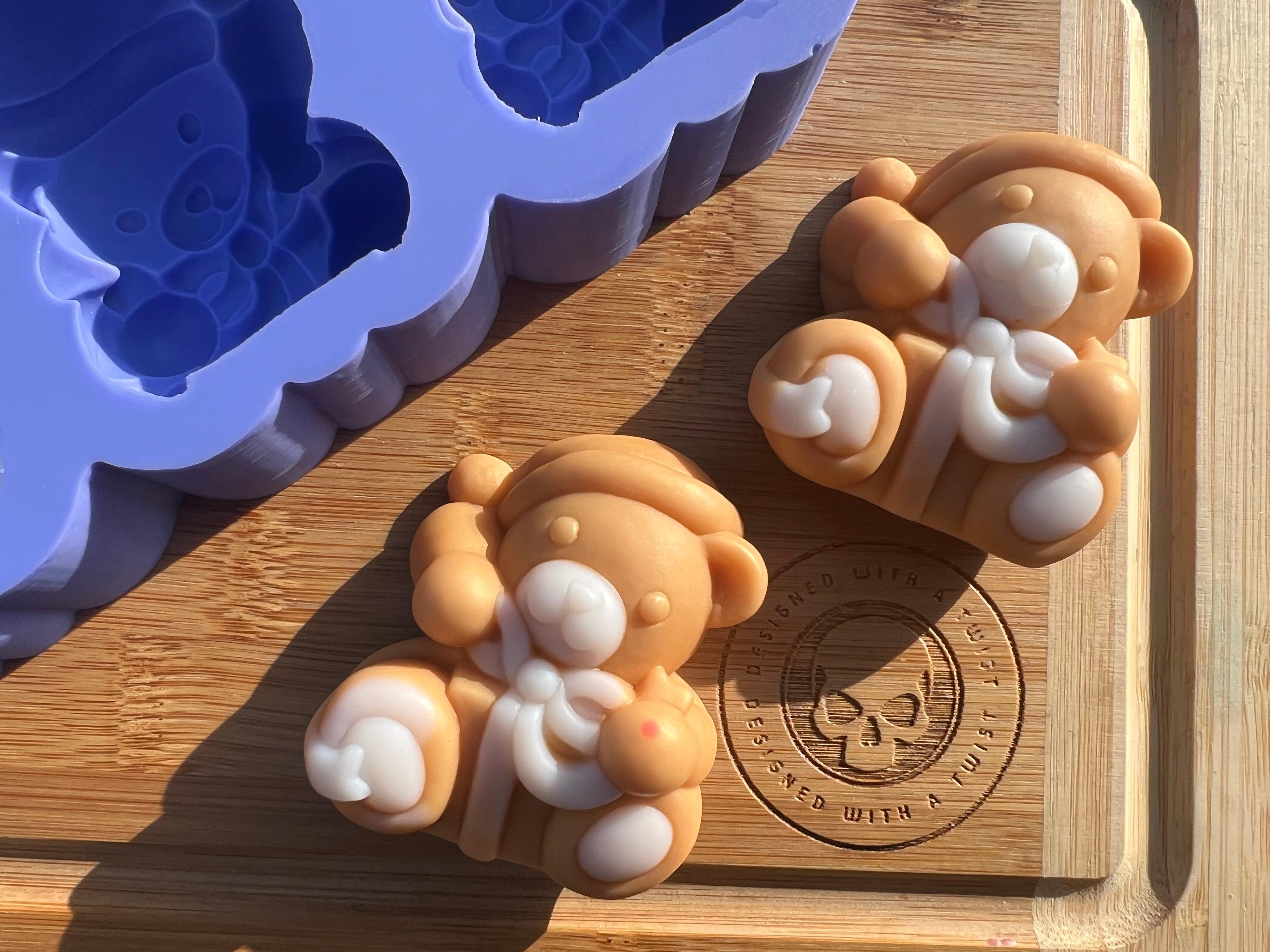 Christmas Bear Wax Melt Silicone Molds - Designed with a Twist - Top quality silicone molds made in the UK.