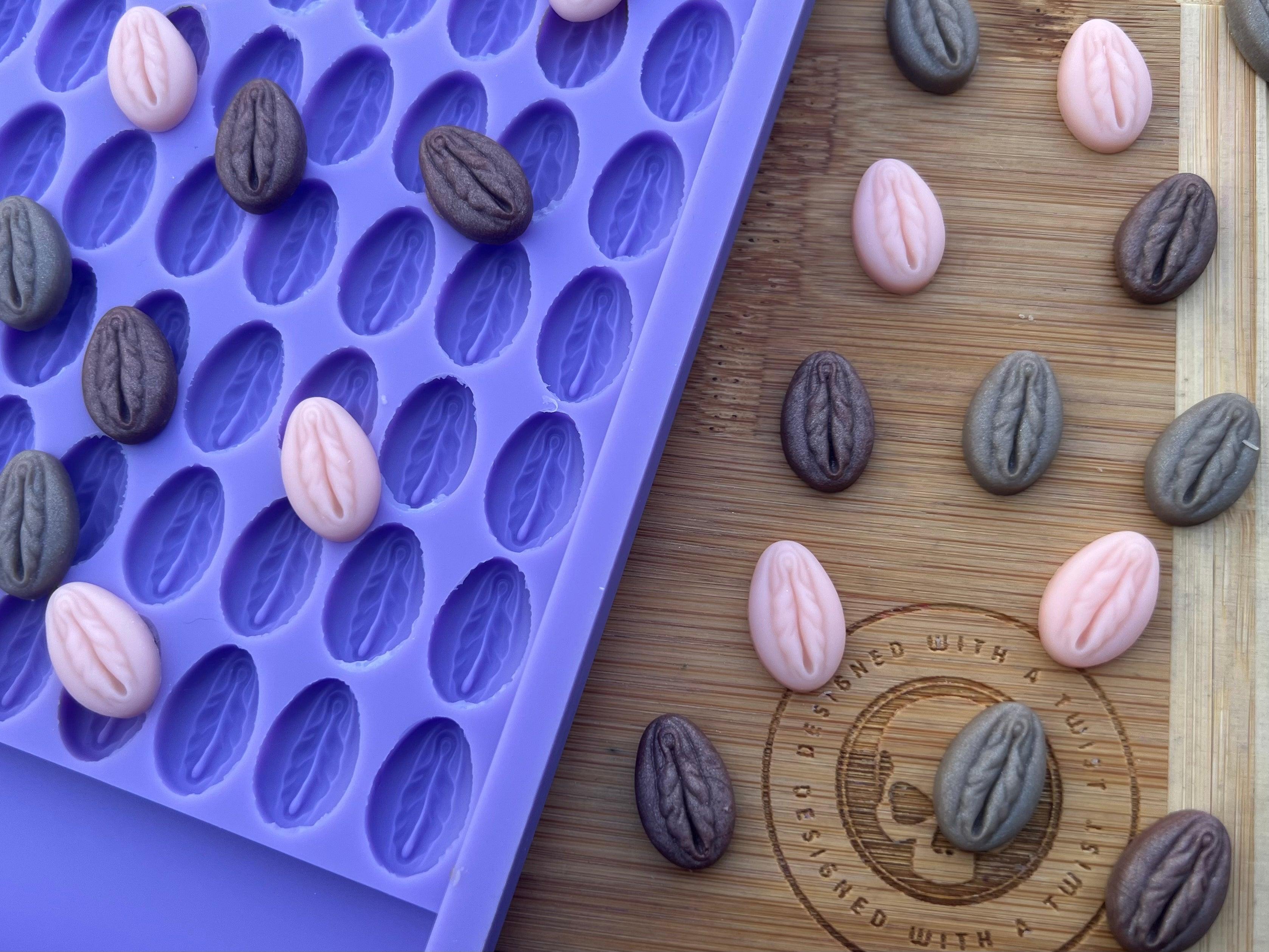 3D Dangly Ham Scrape n Scoop Wax Silicone Mold - Designed with a Twist - Top quality silicone molds made in the UK.