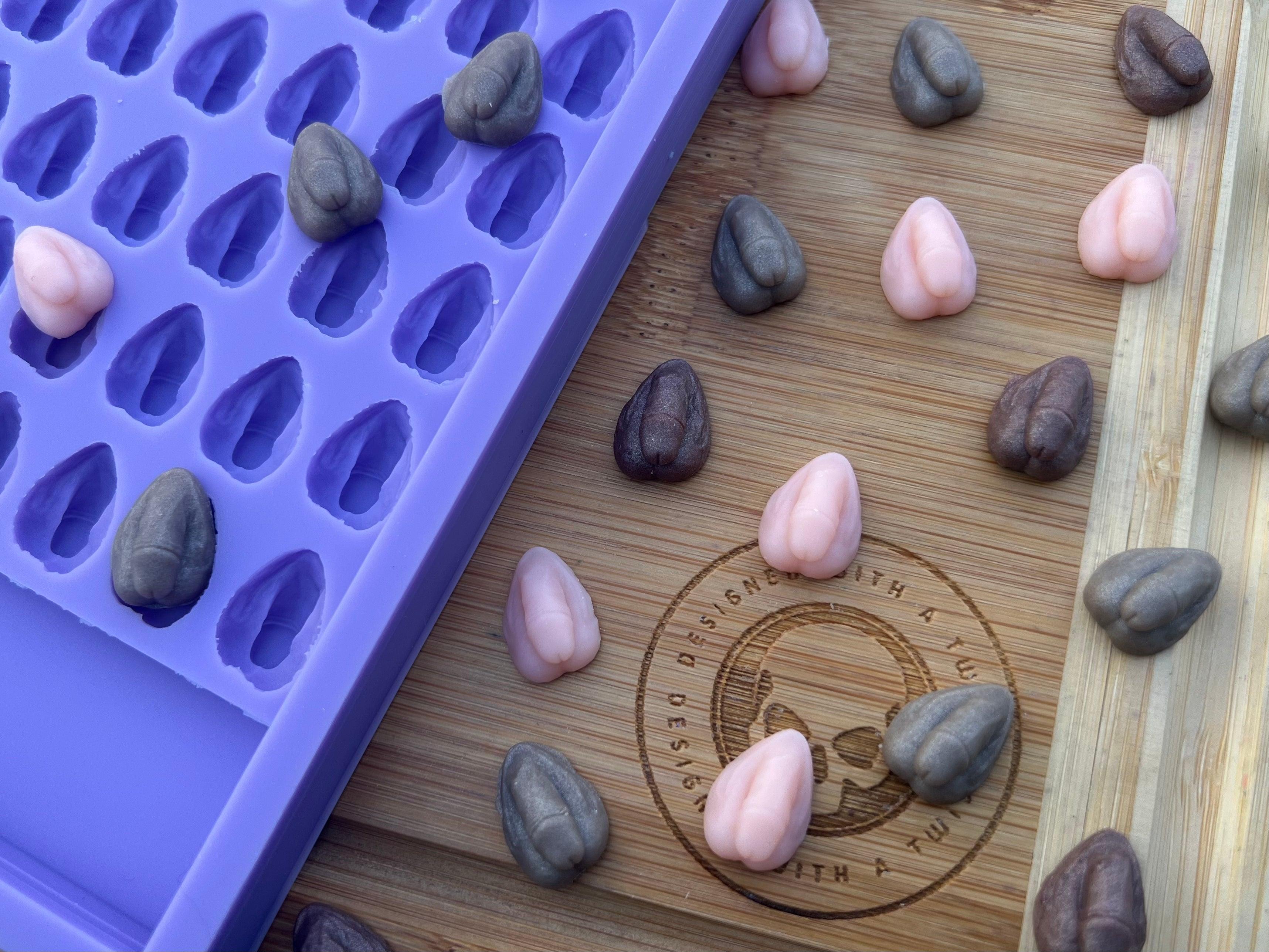 3D Dangly Sausage Scrape n Scoop Wax Silicone Mold - Designed with a Twist - Top quality silicone molds made in the UK.