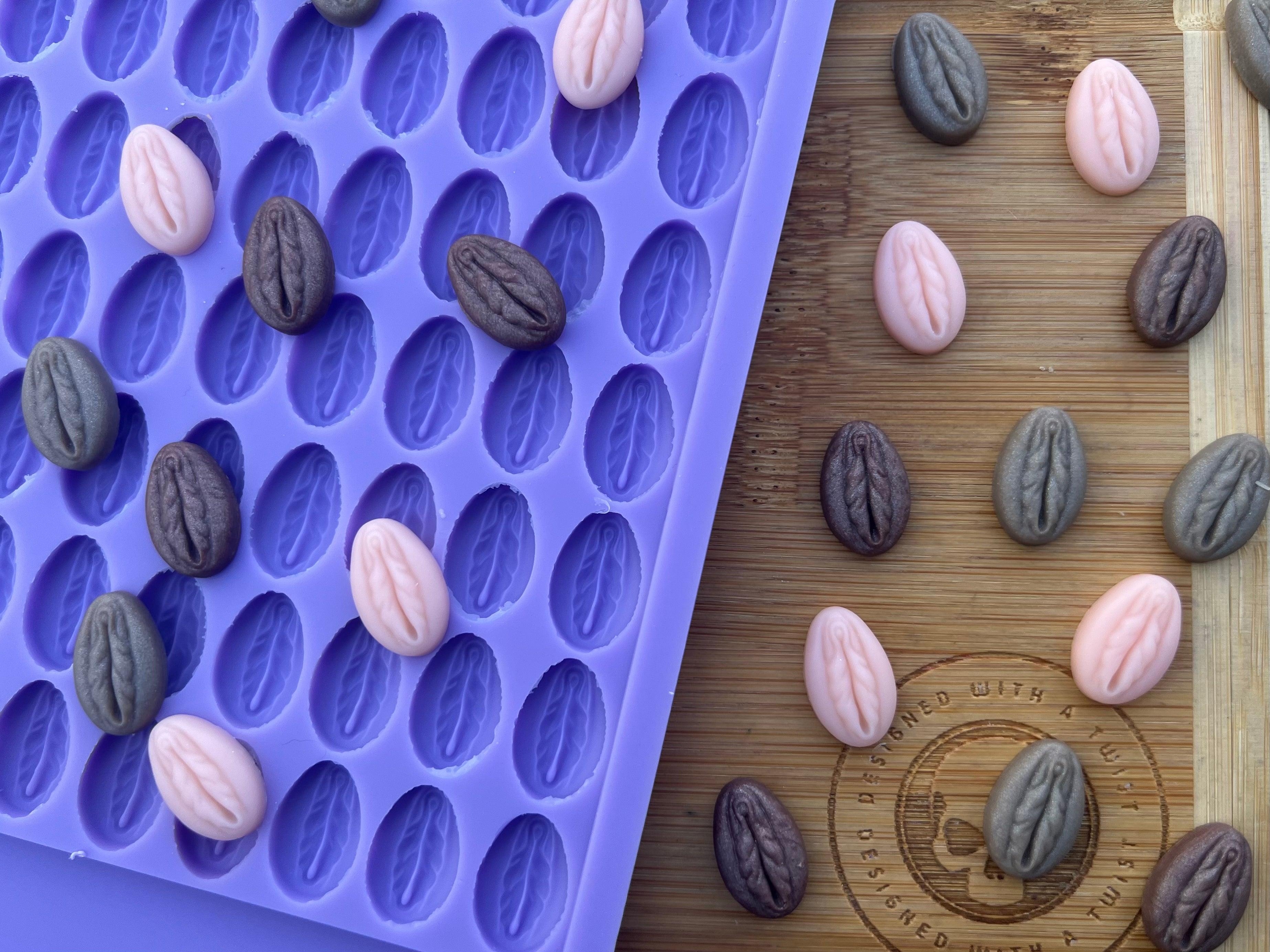 3D Dangly Ham Scrape n Scoop Wax Silicone Mold - Designed with a Twist - Top quality silicone molds made in the UK.