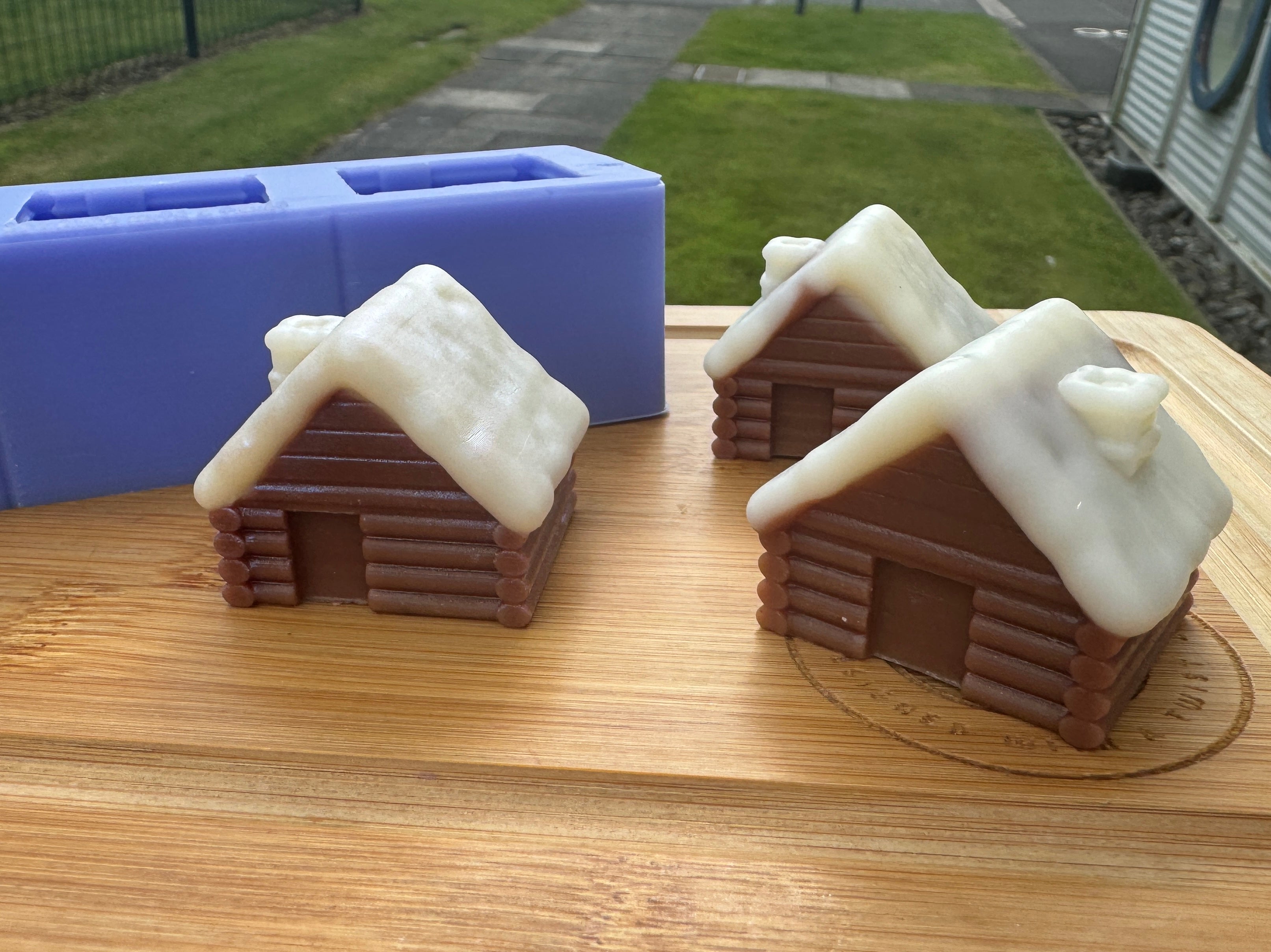 3D Winter Log Cabin Silicone Mold