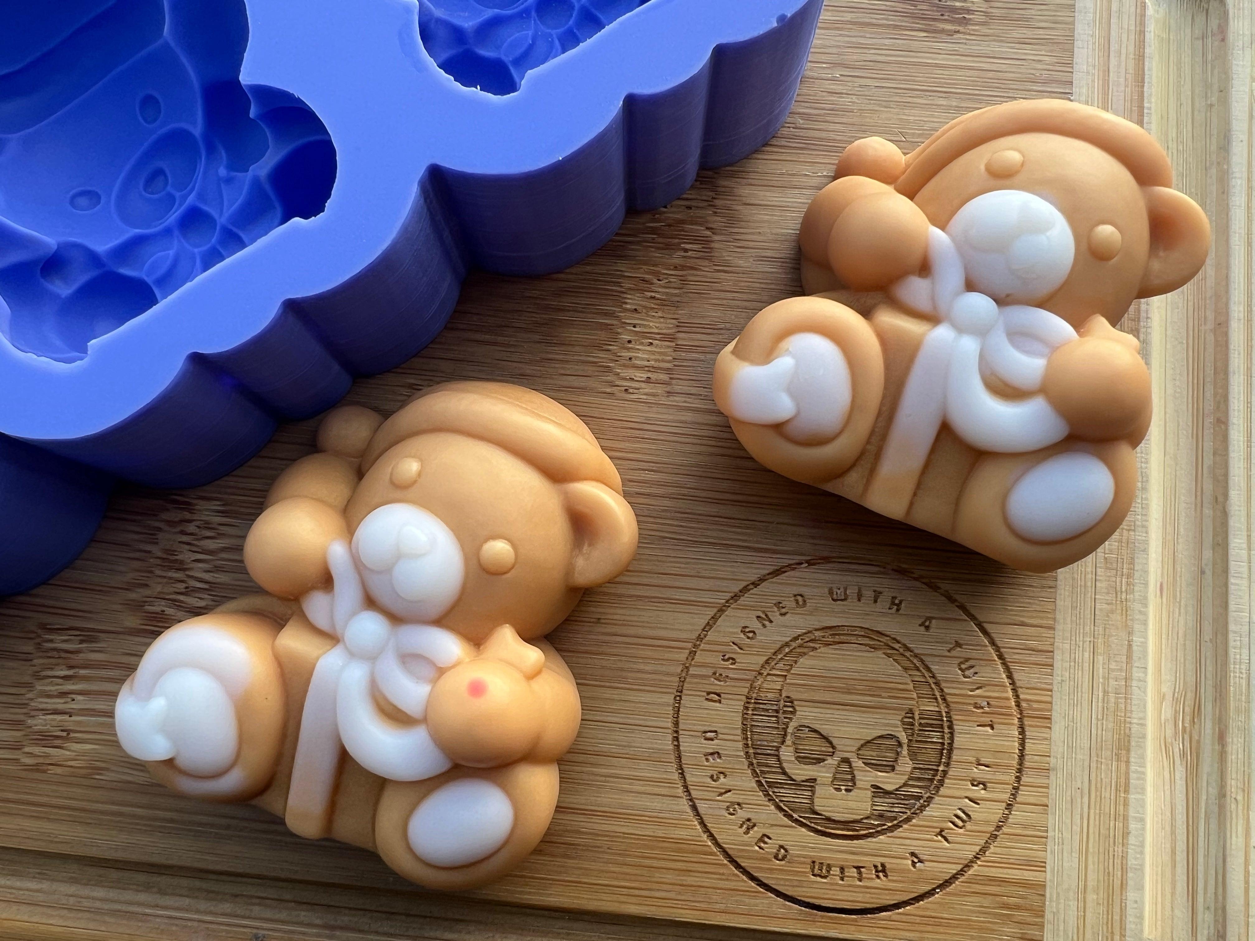 Christmas Bear Wax Melt Silicone Molds - Designed with a Twist - Top quality silicone molds made in the UK.