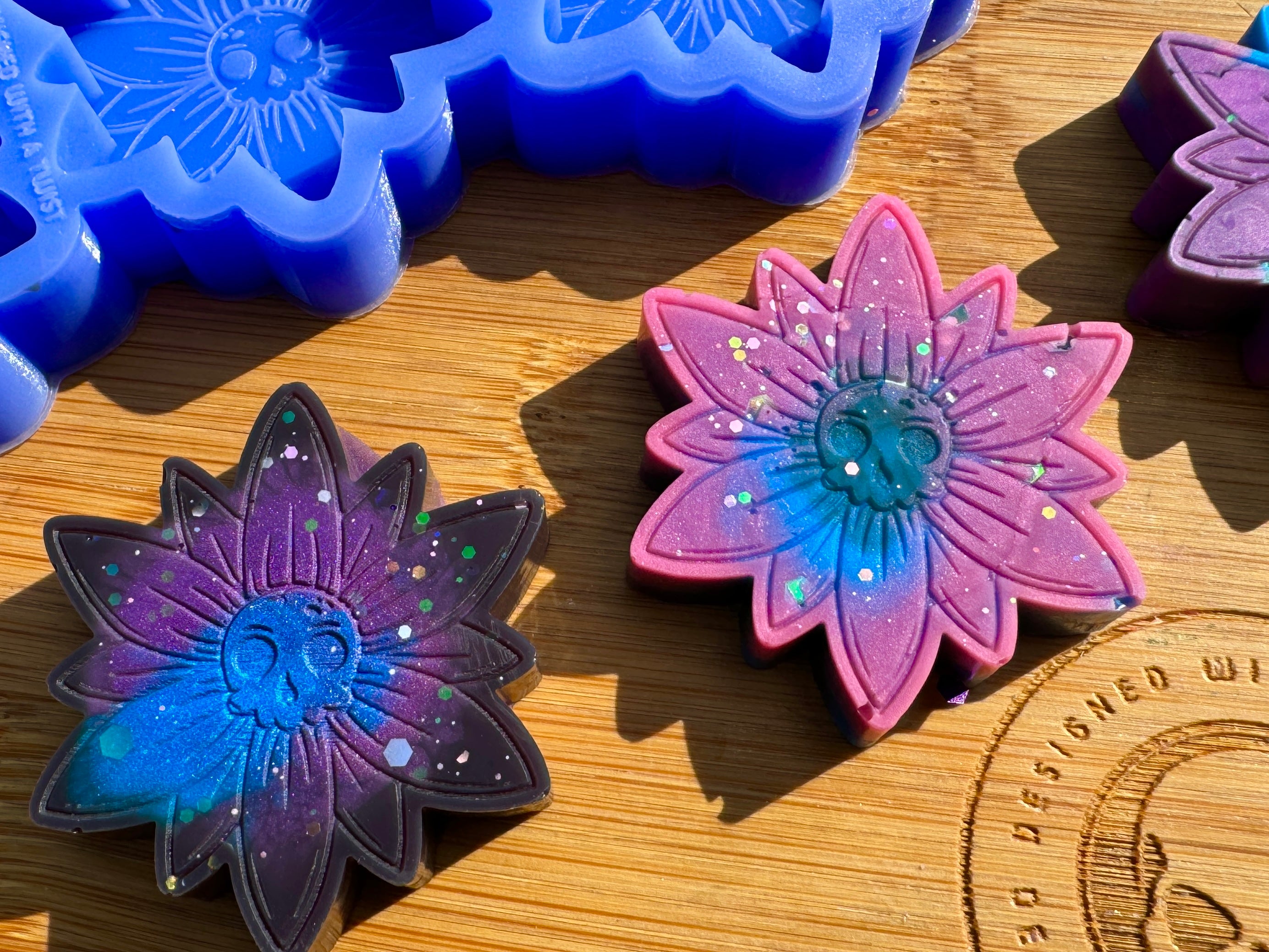 Pointed Skull Flower Silicone Mold