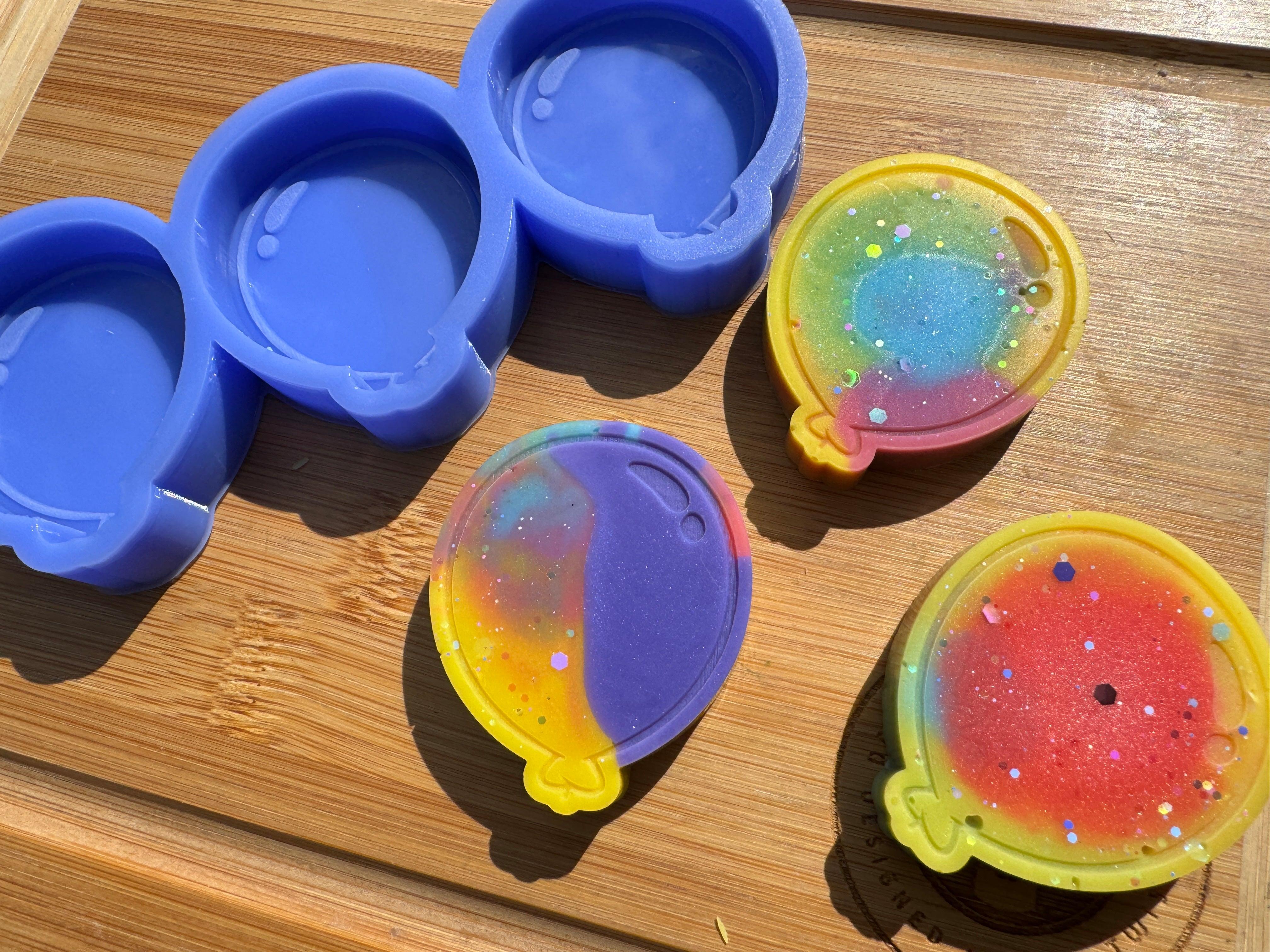 Balloon Silicone Mold - Designed with a Twist - Top quality silicone molds made in the UK.