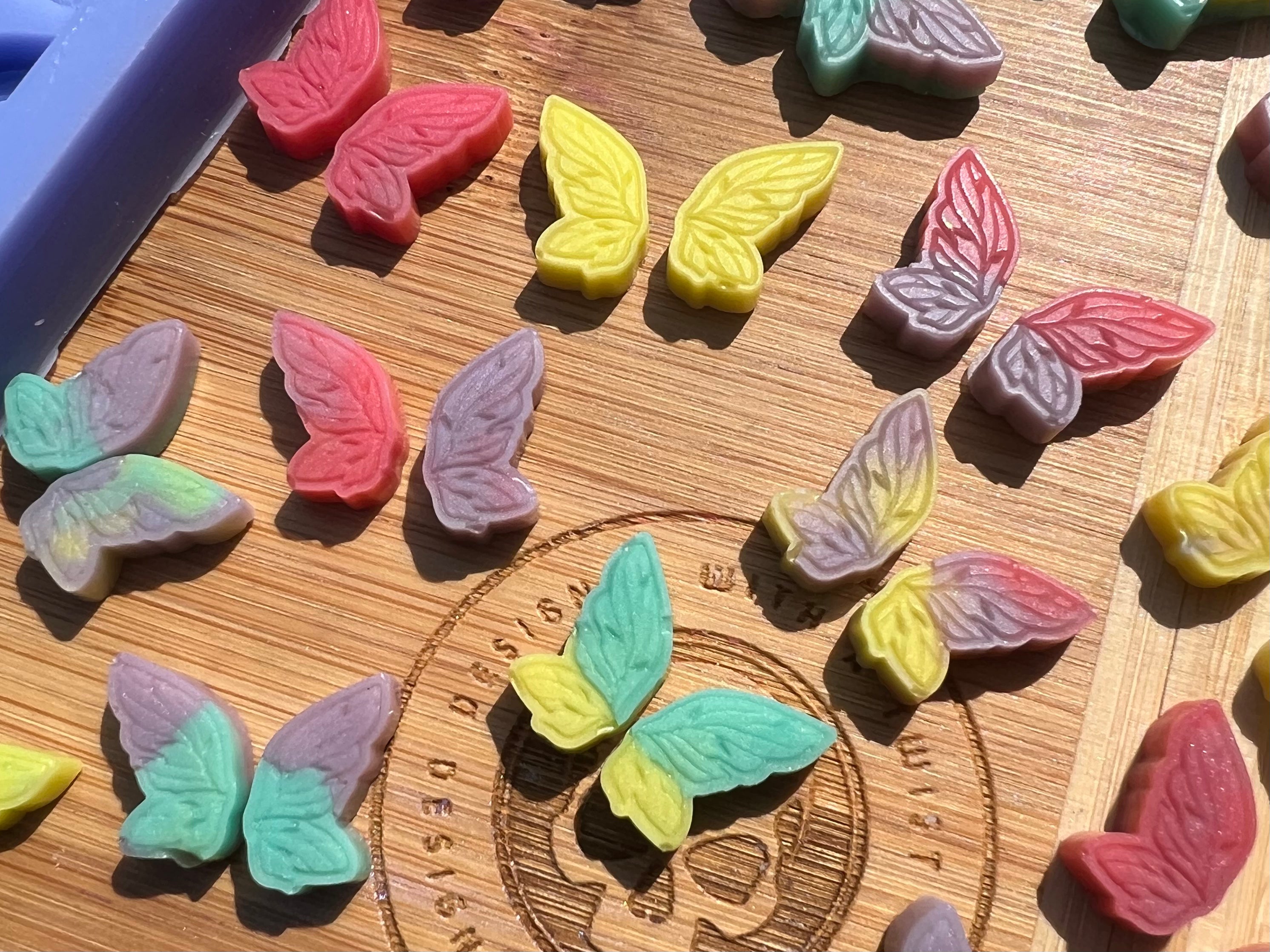 Fairy Wing Scrape n Scoop Wax Silicone Mold - Designed with a Twist - Top quality silicone molds made in the UK.