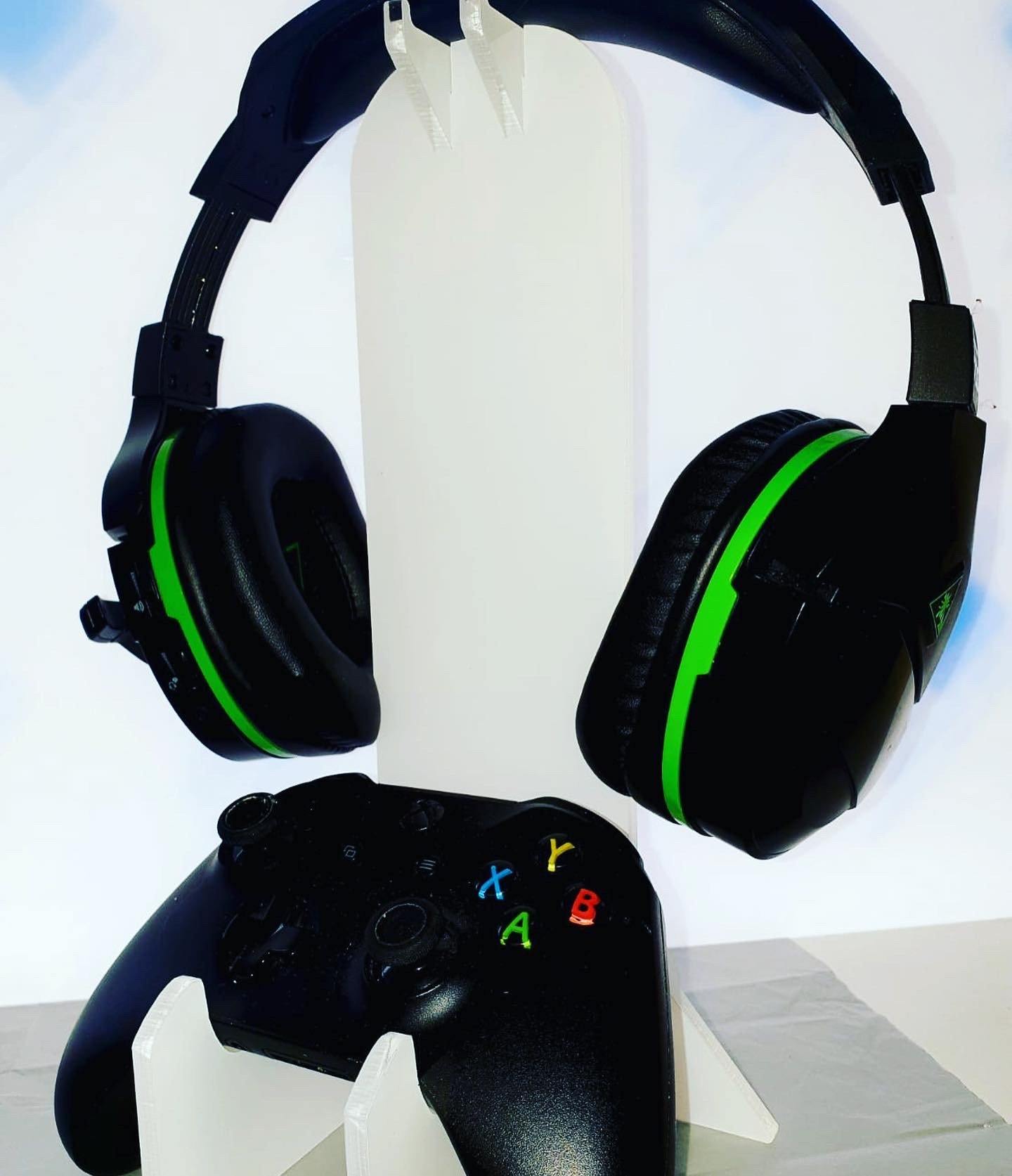 Gaming Headphone and Controller Stand Mold - Designed with a Twist - Top quality silicone molds made in the UK.