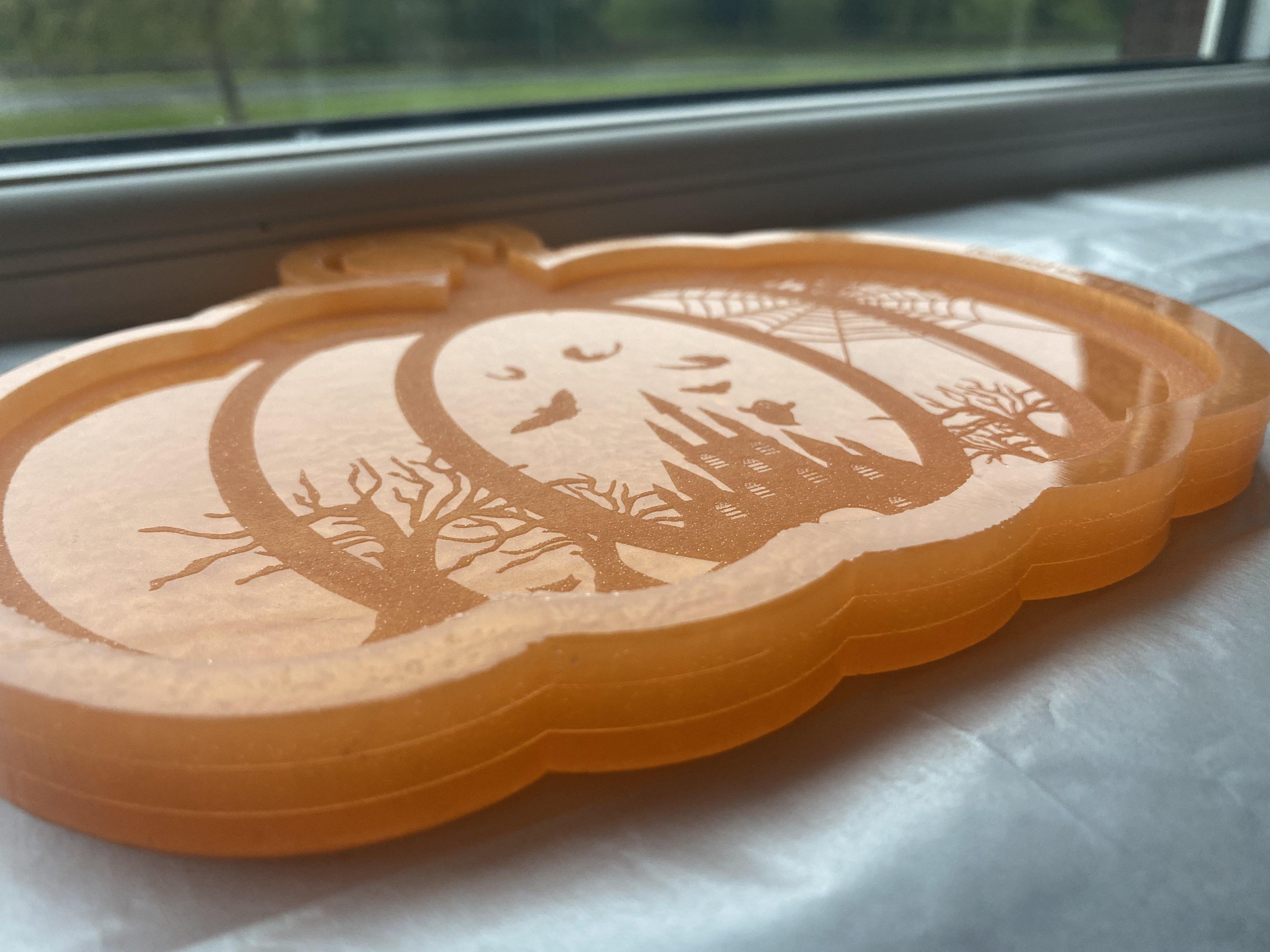 Spooky Pumpkin Wall Hanging Mold - Designed with a Twist - Top quality silicone molds made in the UK.