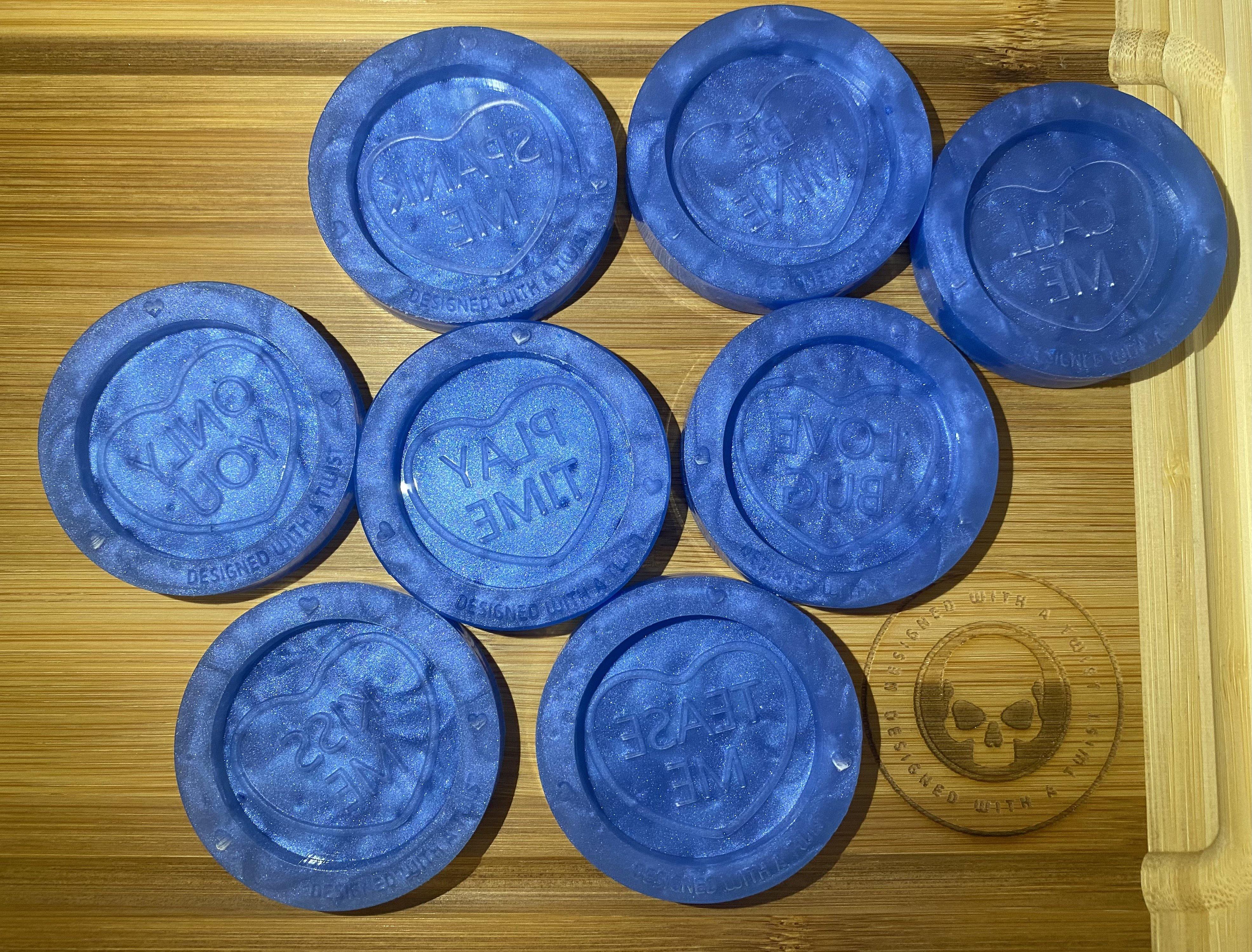 Valentine Hearts Grippy Silicone Mold - Designed with a Twist - Top quality silicone molds made in the UK.