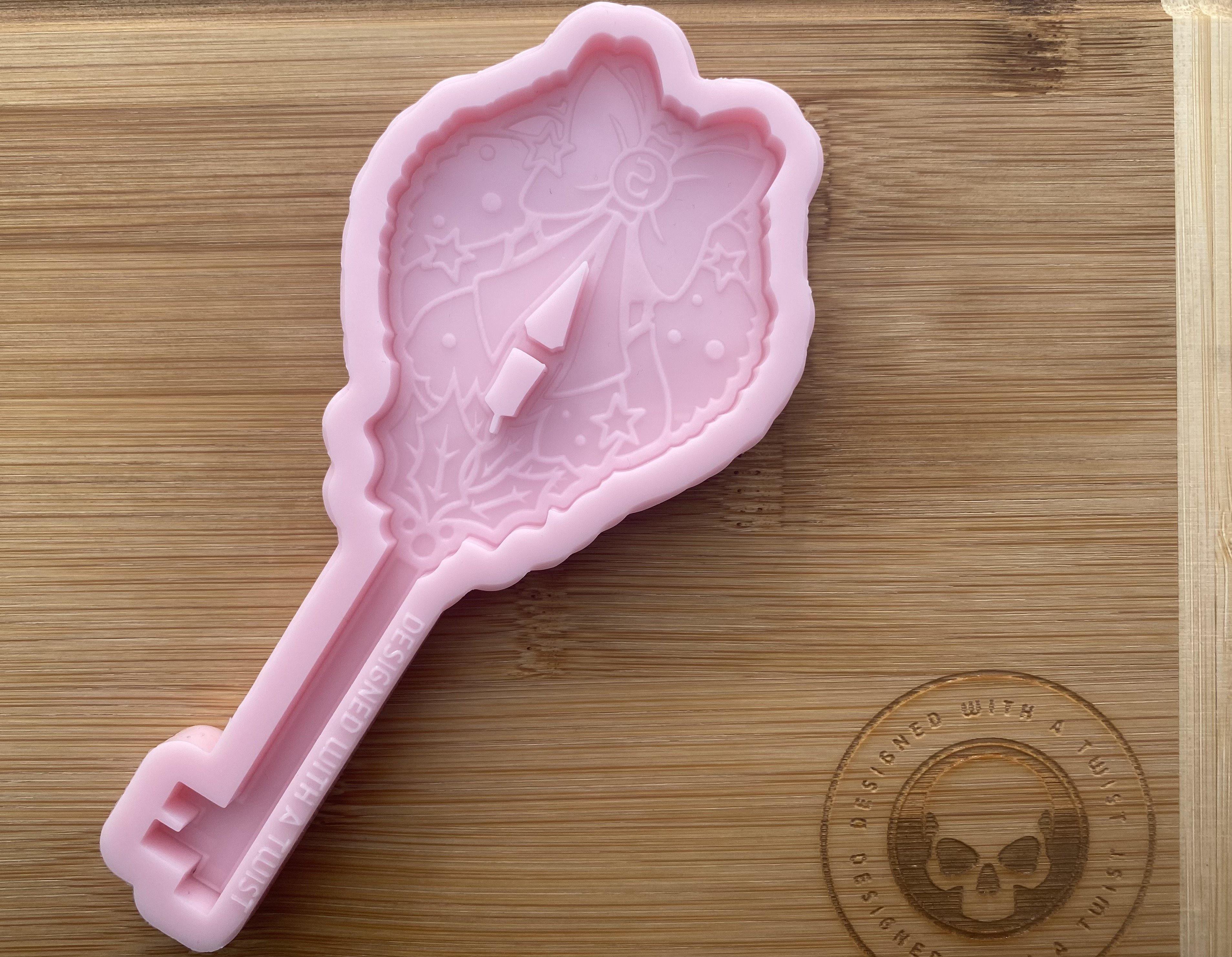 Wreath Santa Key Silicone Mold - Designed with a Twist - Top quality silicone molds made in the UK.