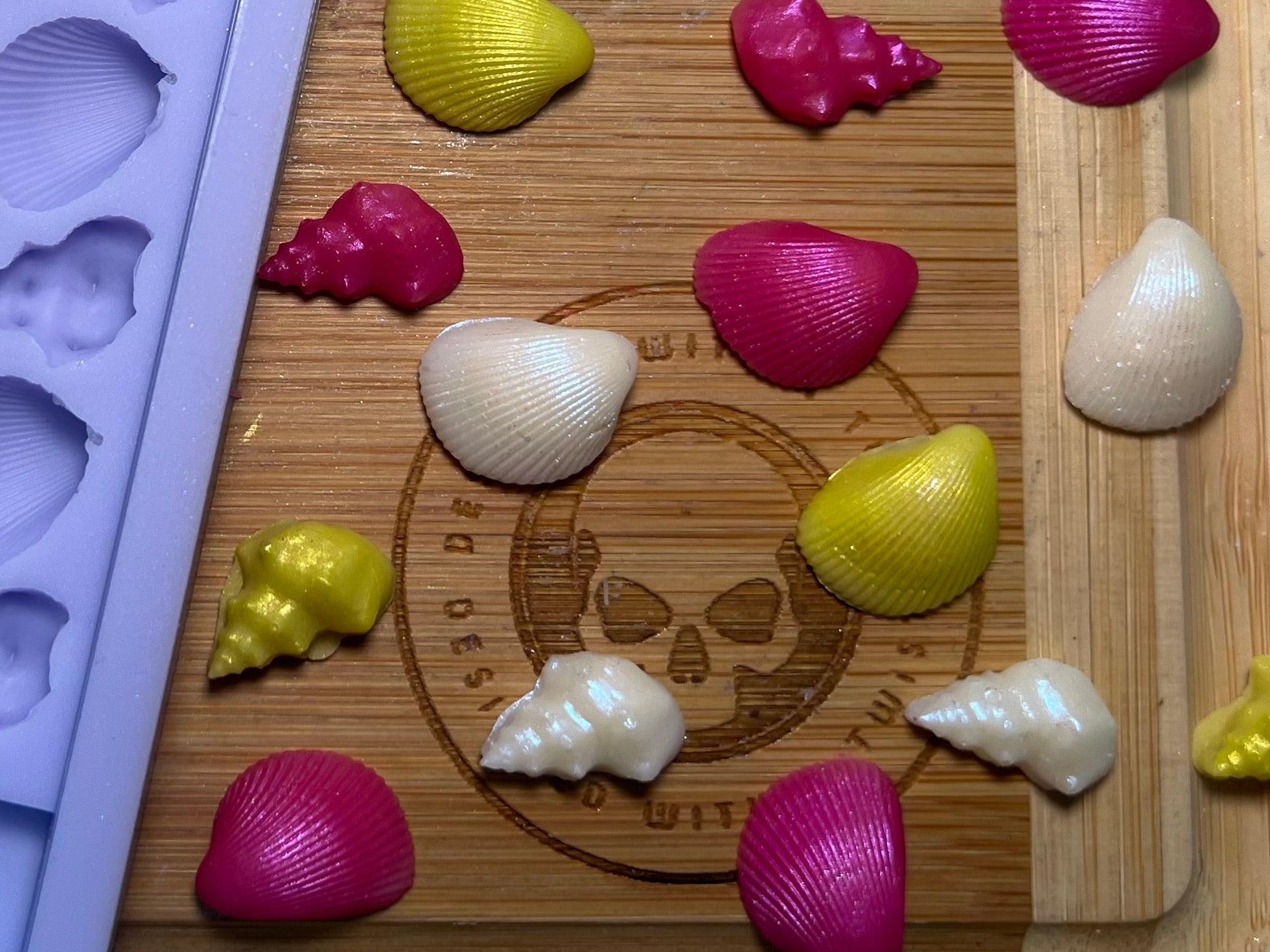 Seashell Scrape n Scoop Wax Silicone Mold - Designed with a Twist - Top quality silicone molds made in the UK.