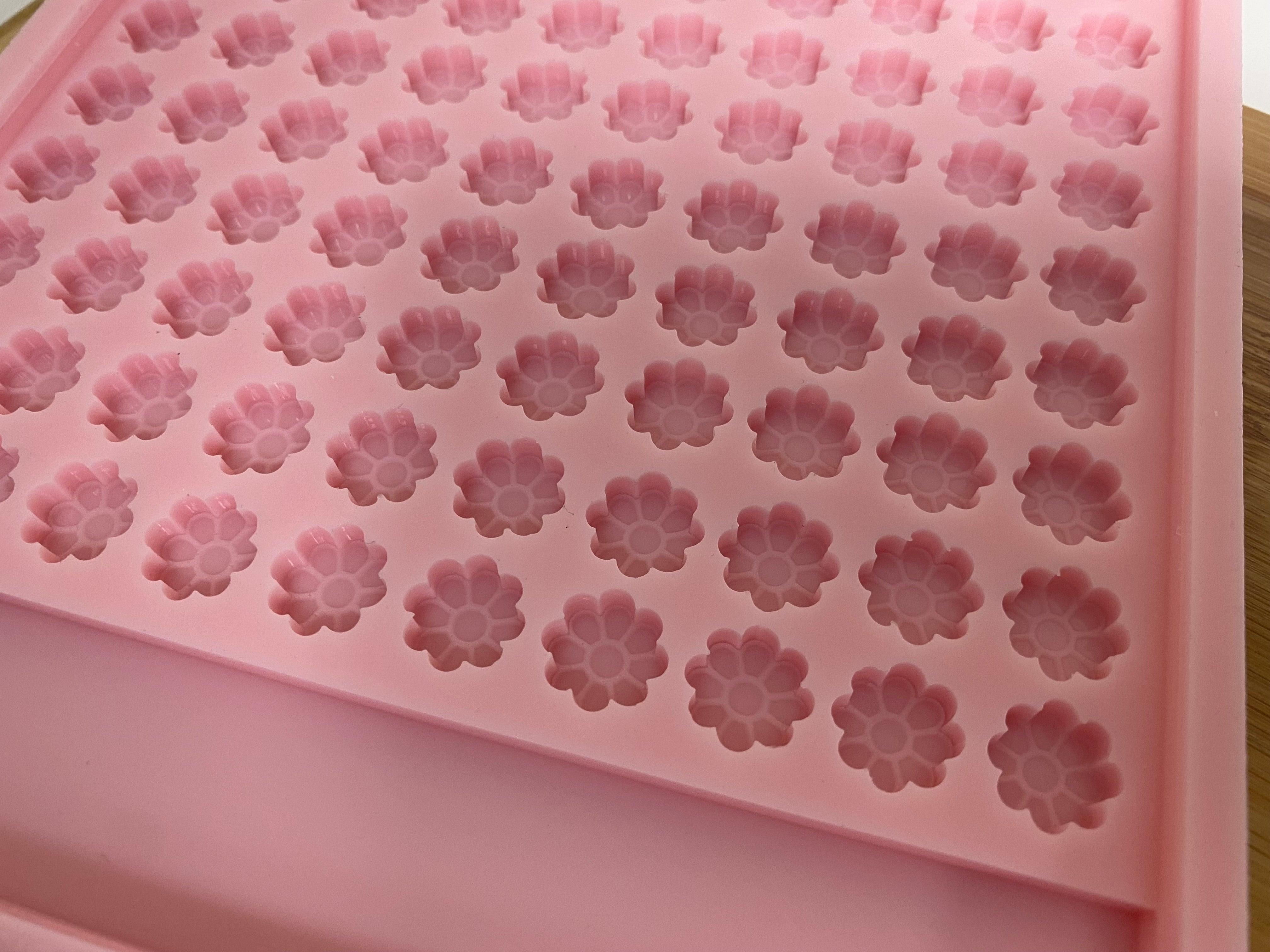 Flower Scrape n Scoop Wax Tray Silicone Mold - Designed with a Twist - Top quality silicone molds made in the UK.