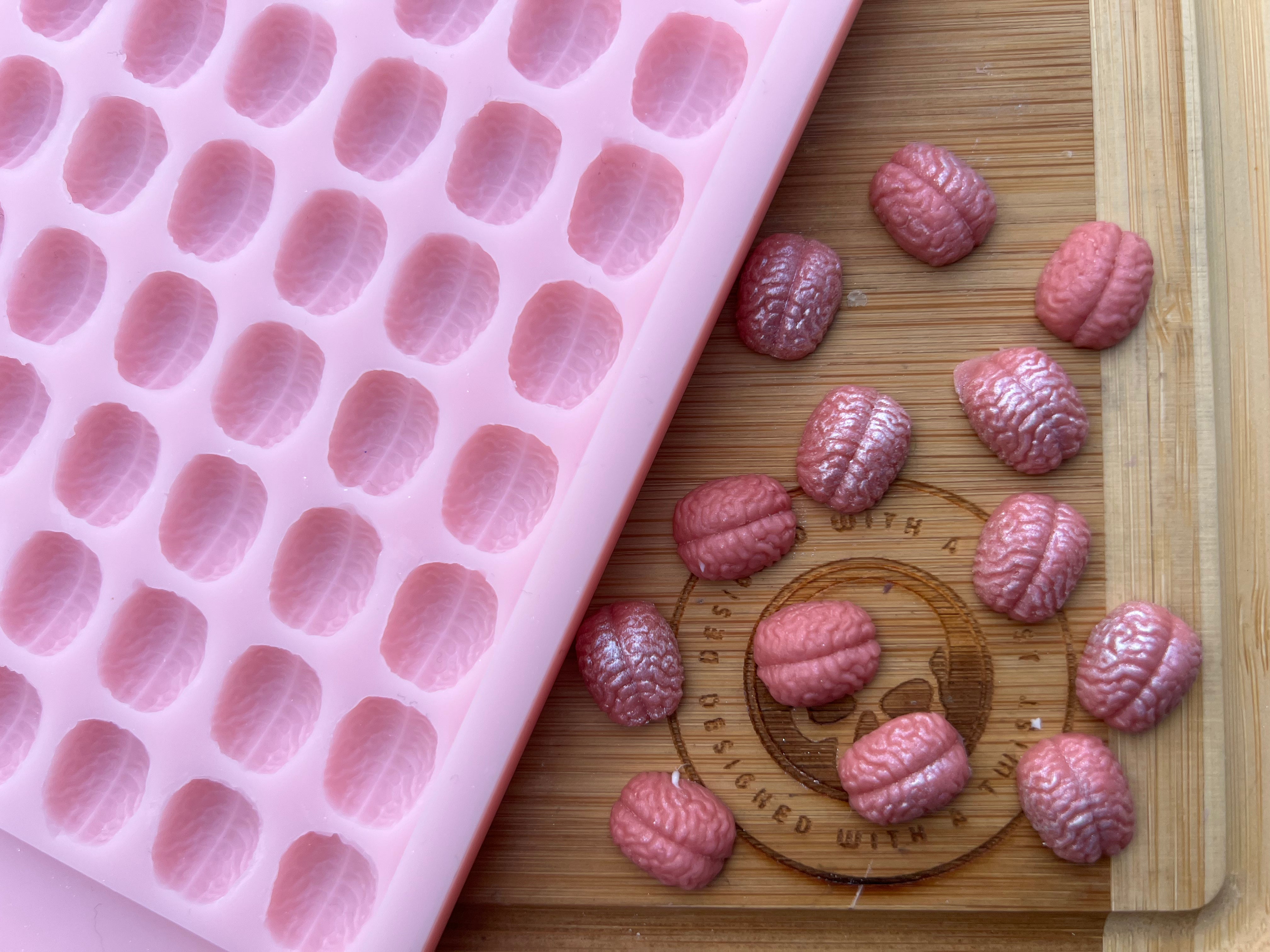 3d Brain Scrape n Scoop Wax Silicone Mold - Designed with a Twist - Top quality silicone molds made in the UK.