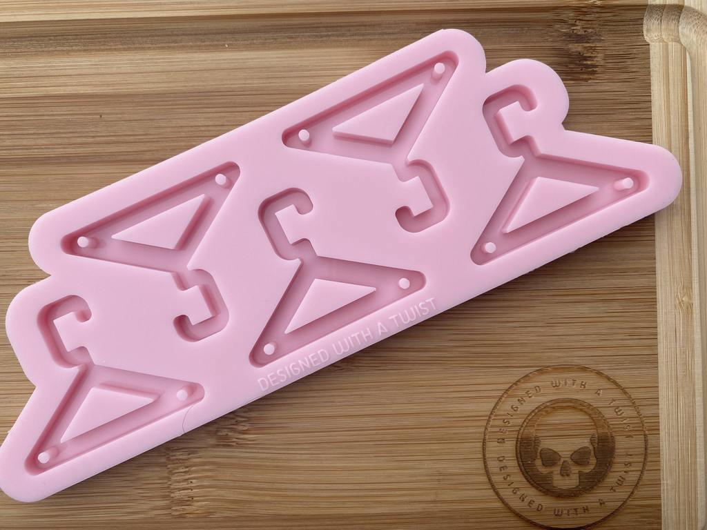 Earring and Jewellery Hanger Silicone Mold. Modular Mold - Designed with a Twist - Top quality silicone molds made in the UK.