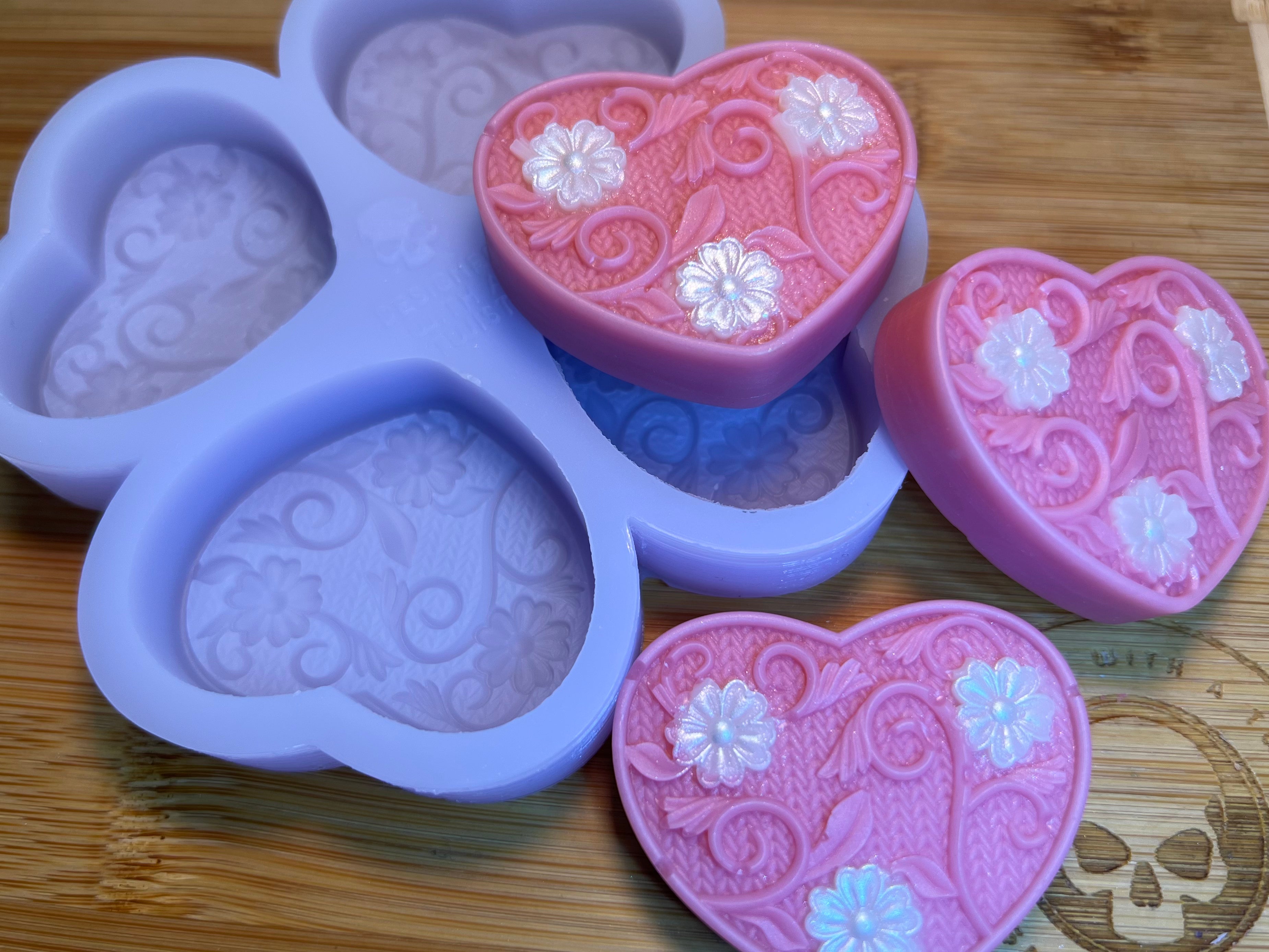3d Flower Heart Silicone Mold - Designed with a Twist - Top quality silicone molds made in the UK.