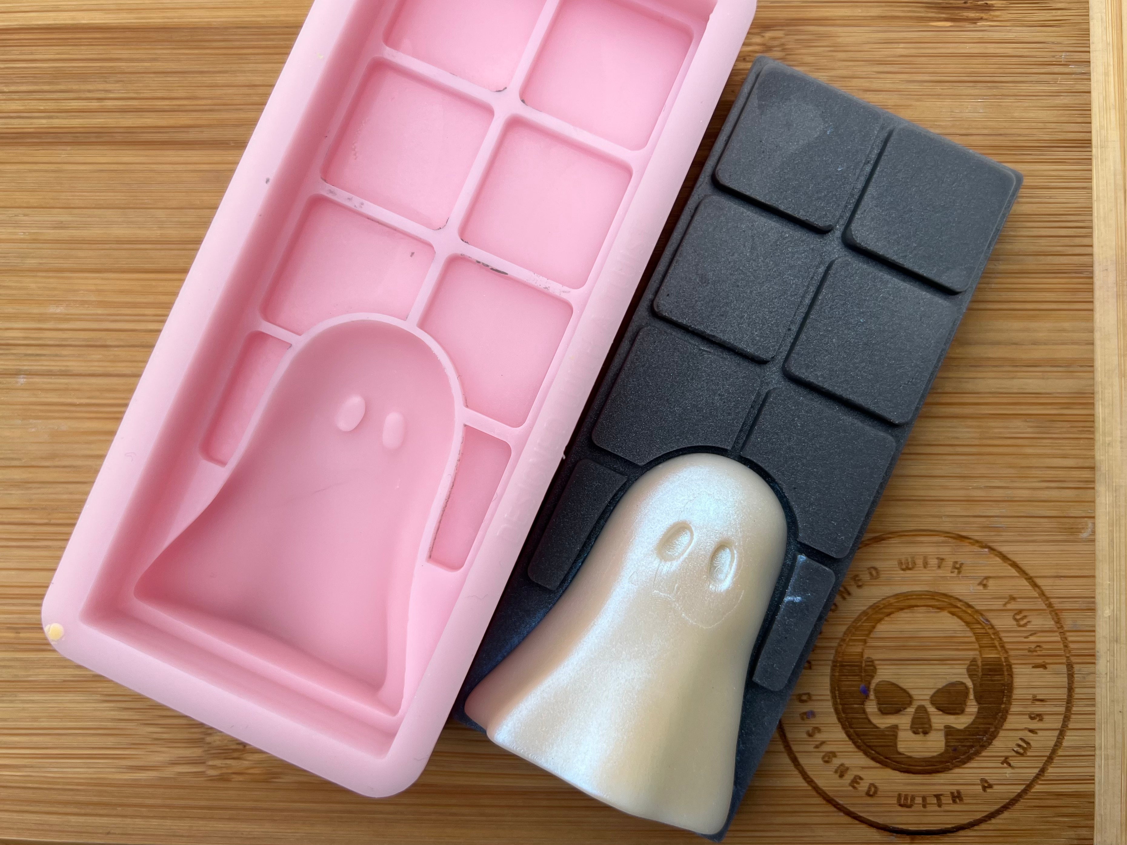 3d Ghost Snapbar Silicone Mold - Designed with a Twist - Top quality silicone molds made in the UK.