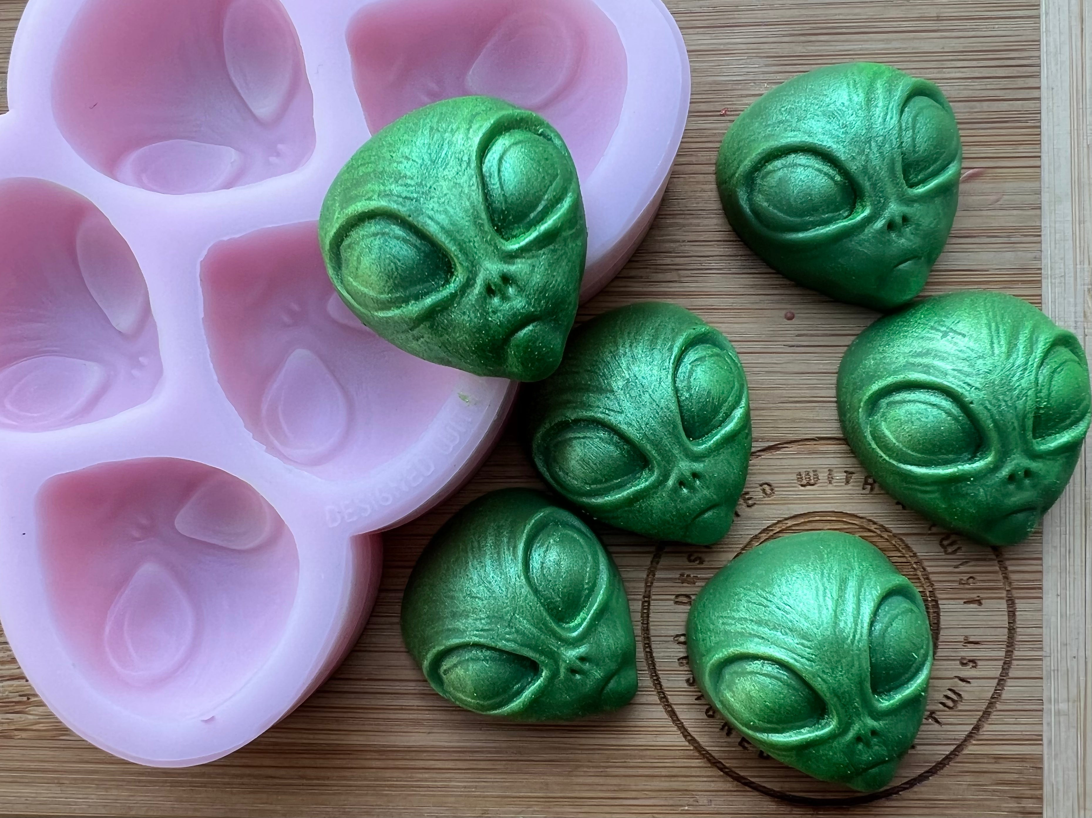 3d Alien Head Wax Melt Silicone Mold - Designed with a Twist - Top quality silicone molds made in the UK.