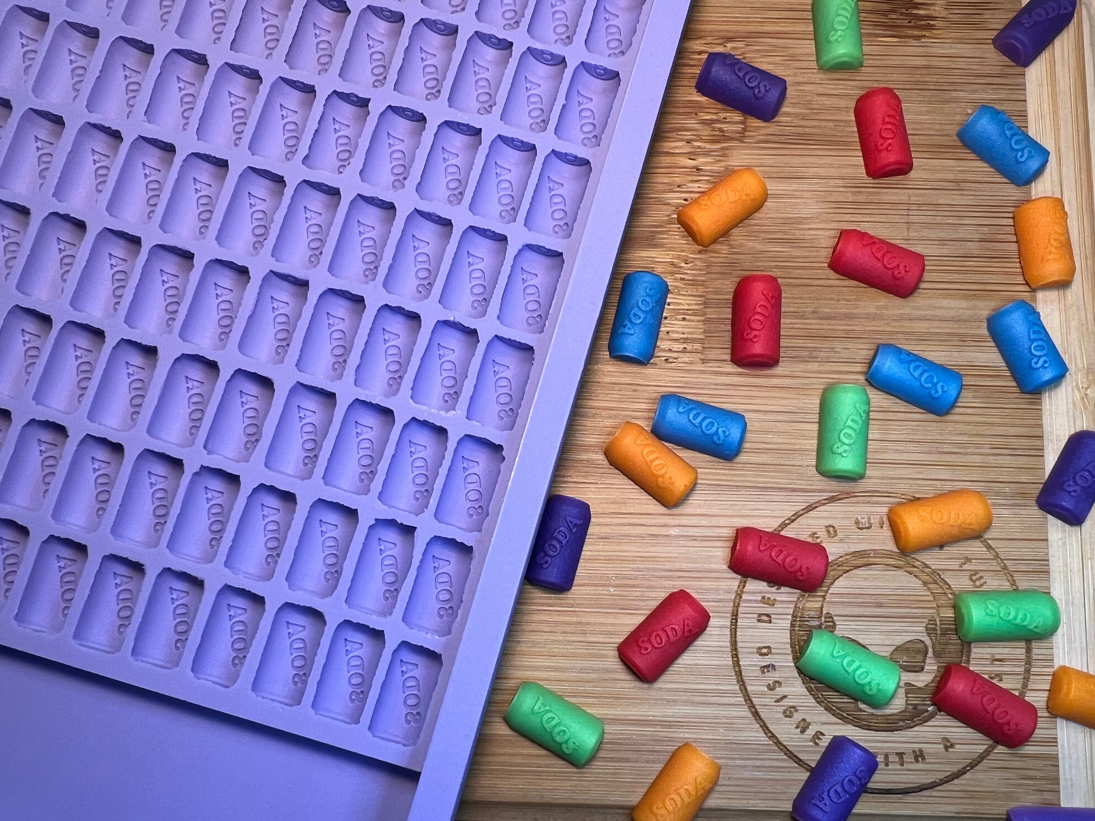 Soda Can Scrape n Scoop Wax Tray Silicone Mold - Designed with a Twist - Top quality silicone molds made in the UK.