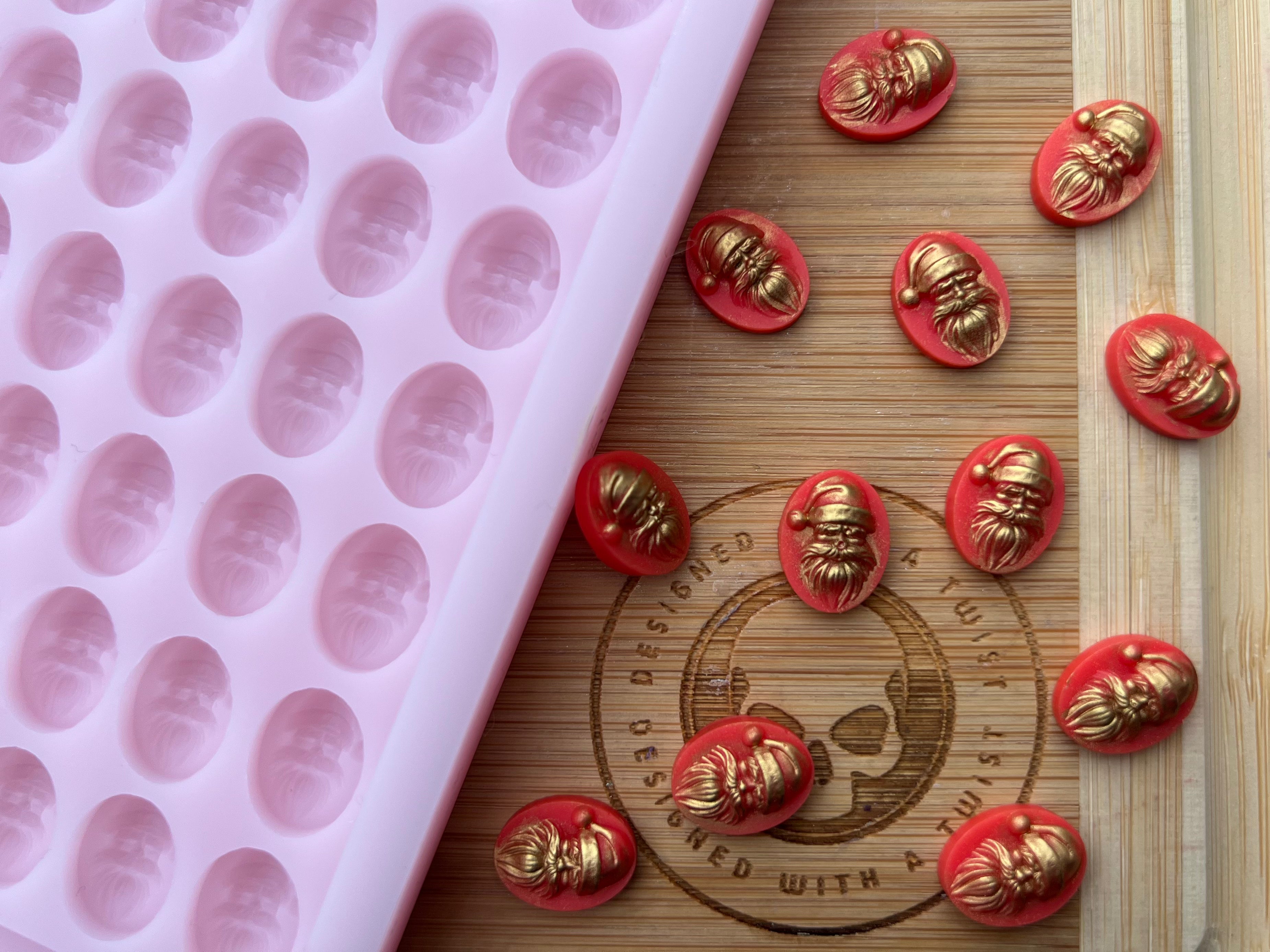 3d Santa Scrape n Scoop Wax Silicone Mold - Designed with a Twist - Top quality silicone molds made in the UK.