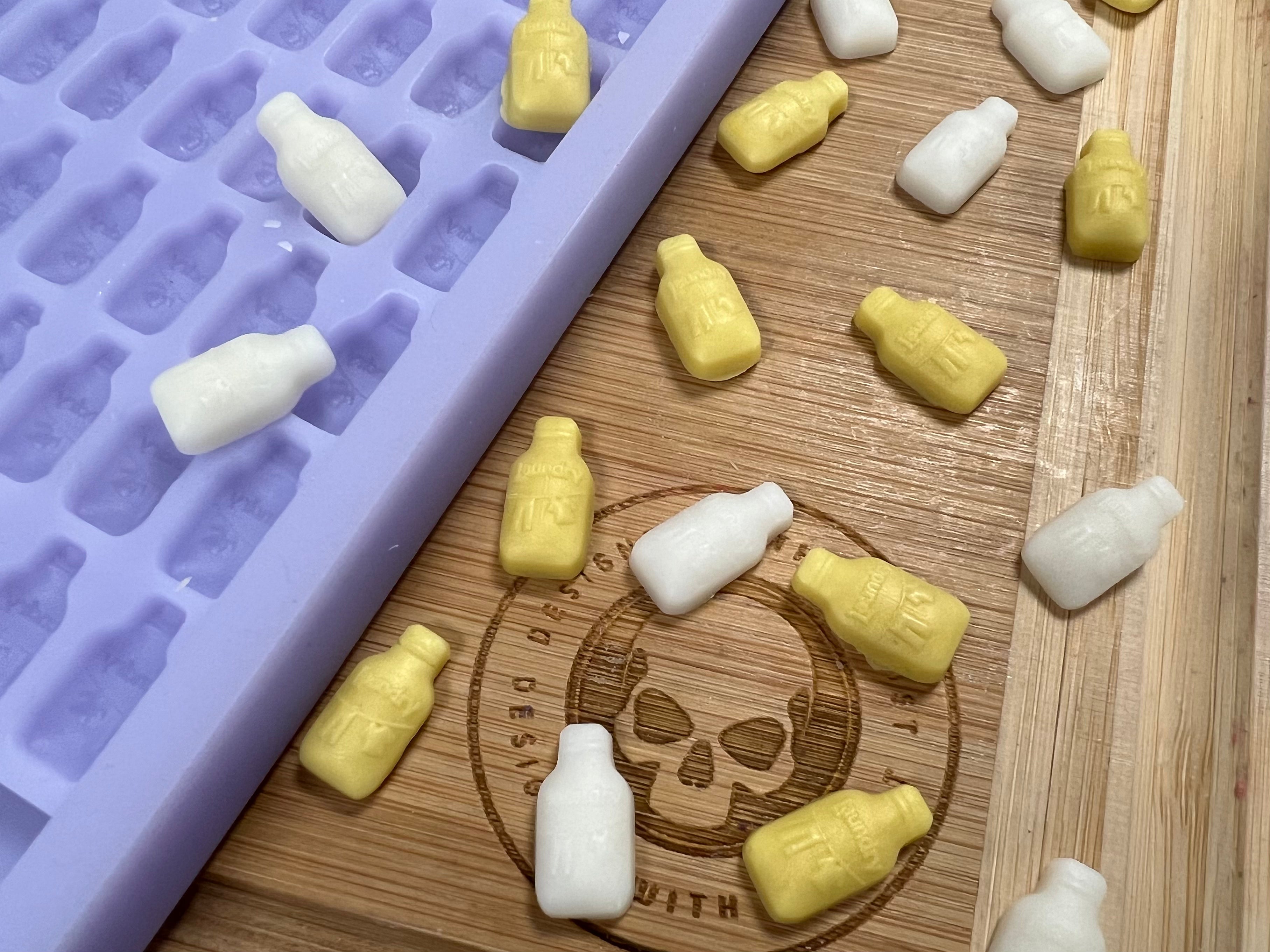 Laundry Bottle Scrape n Scoop Wax Tray Silicone Mold - Designed with a Twist - Top quality silicone molds made in the UK.