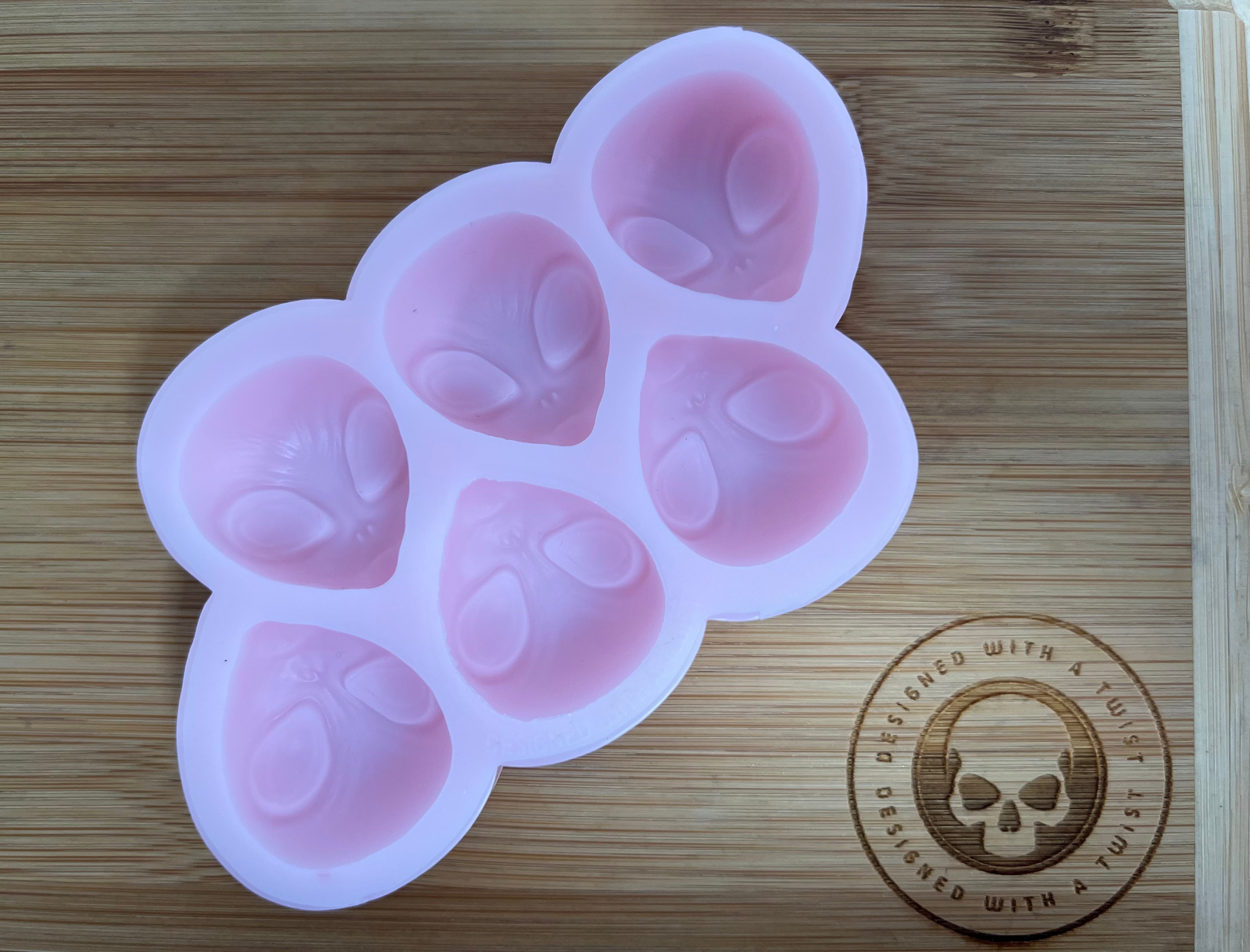3d Alien Head Wax Melt Silicone Mold - Designed with a Twist - Top quality silicone molds made in the UK.