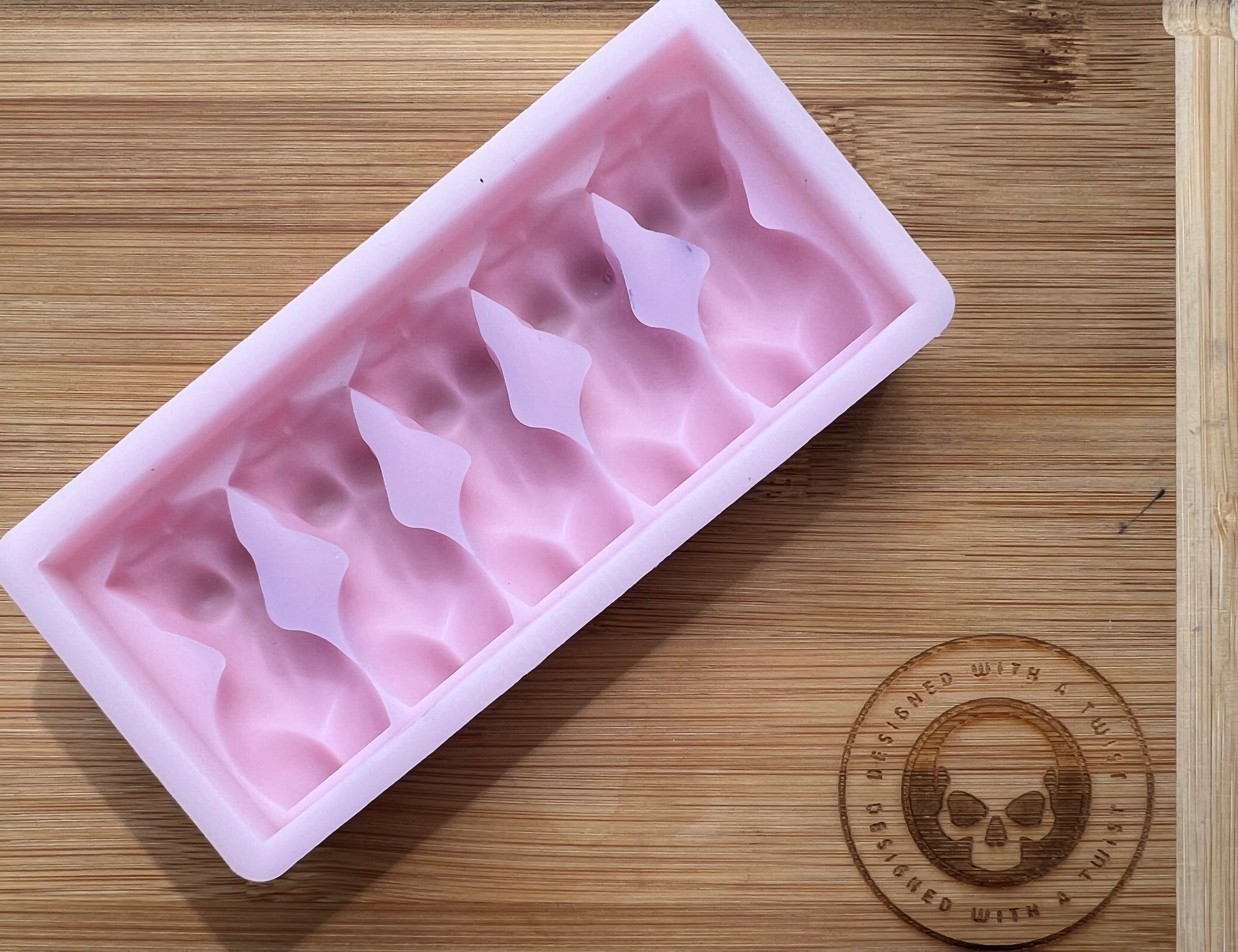 Front Facing Goddess Torso Snapbar Silicone Mold - Designed with a Twist - Top quality silicone molds made in the UK.