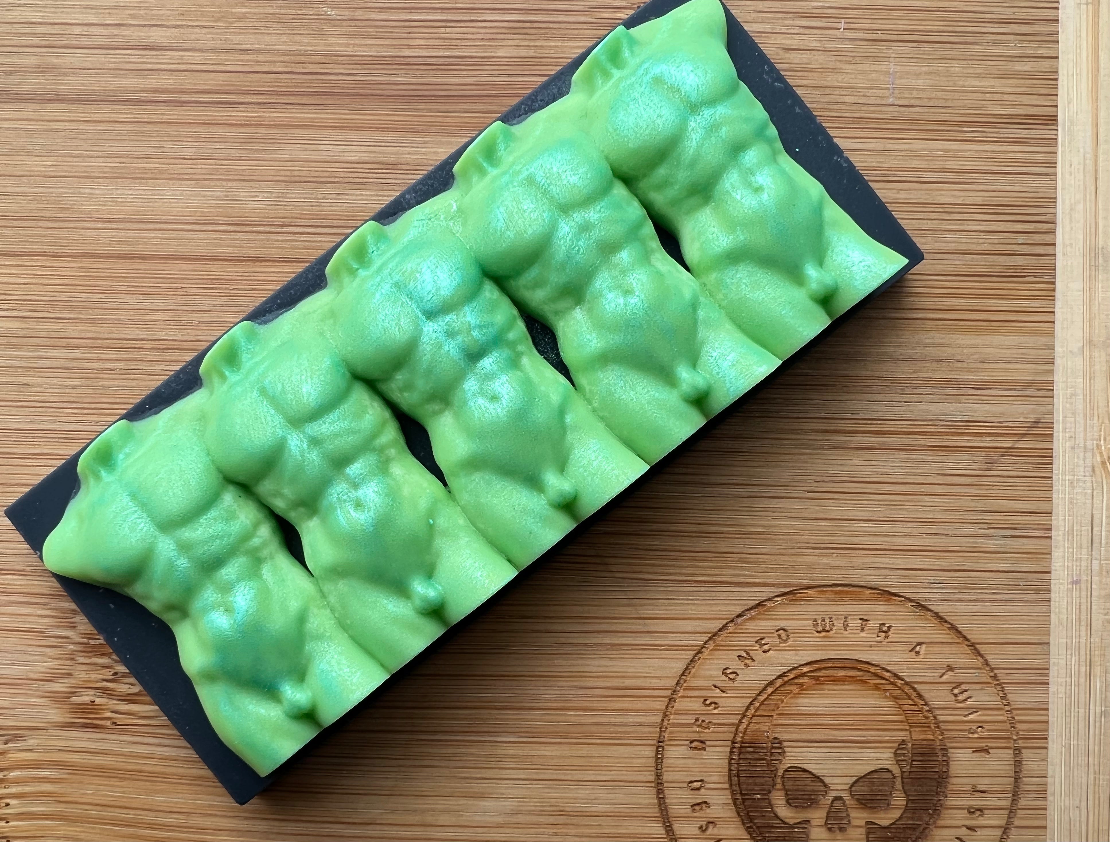 Front Facing Hercules Torso Snapbar Silicone Mold - Designed with a Twist - Top quality silicone molds made in the UK.