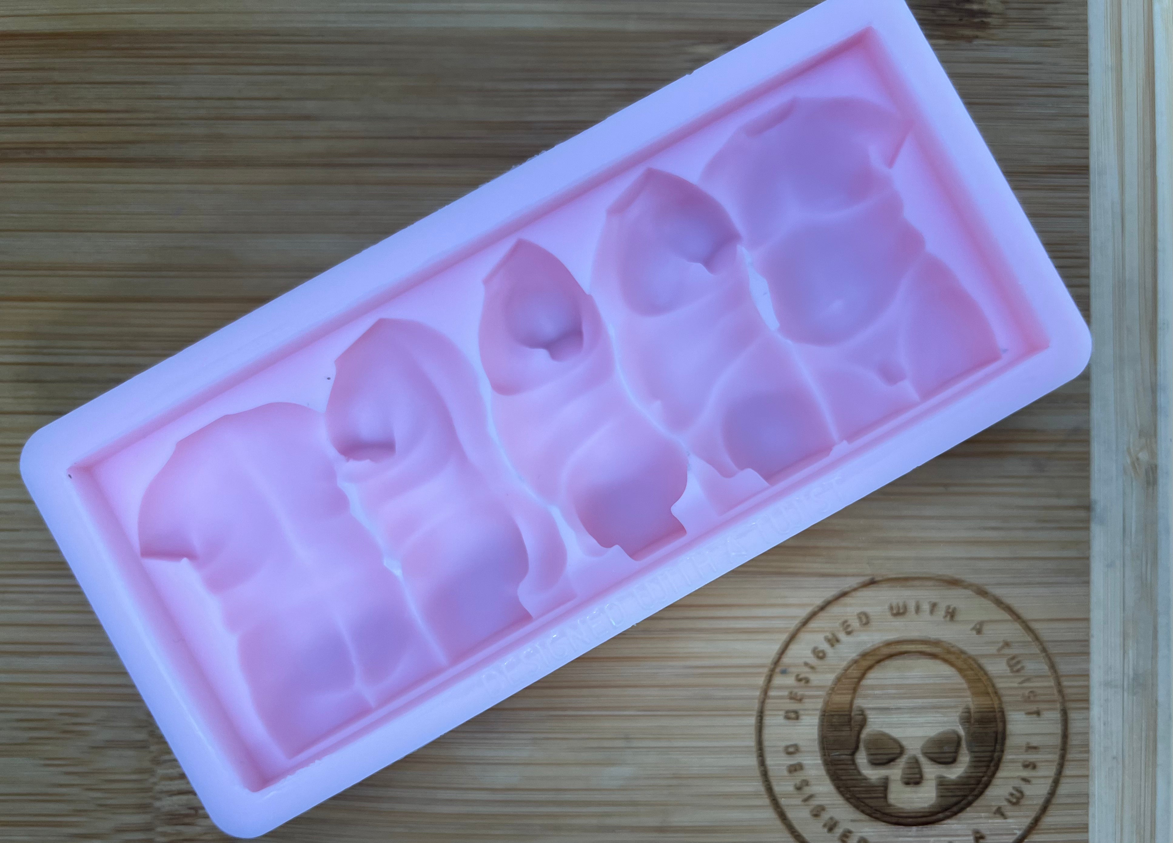 Plus Size Turning Hercules Torso Snapbar Silicone Mold - Designed with a Twist - Top quality silicone molds made in the UK.