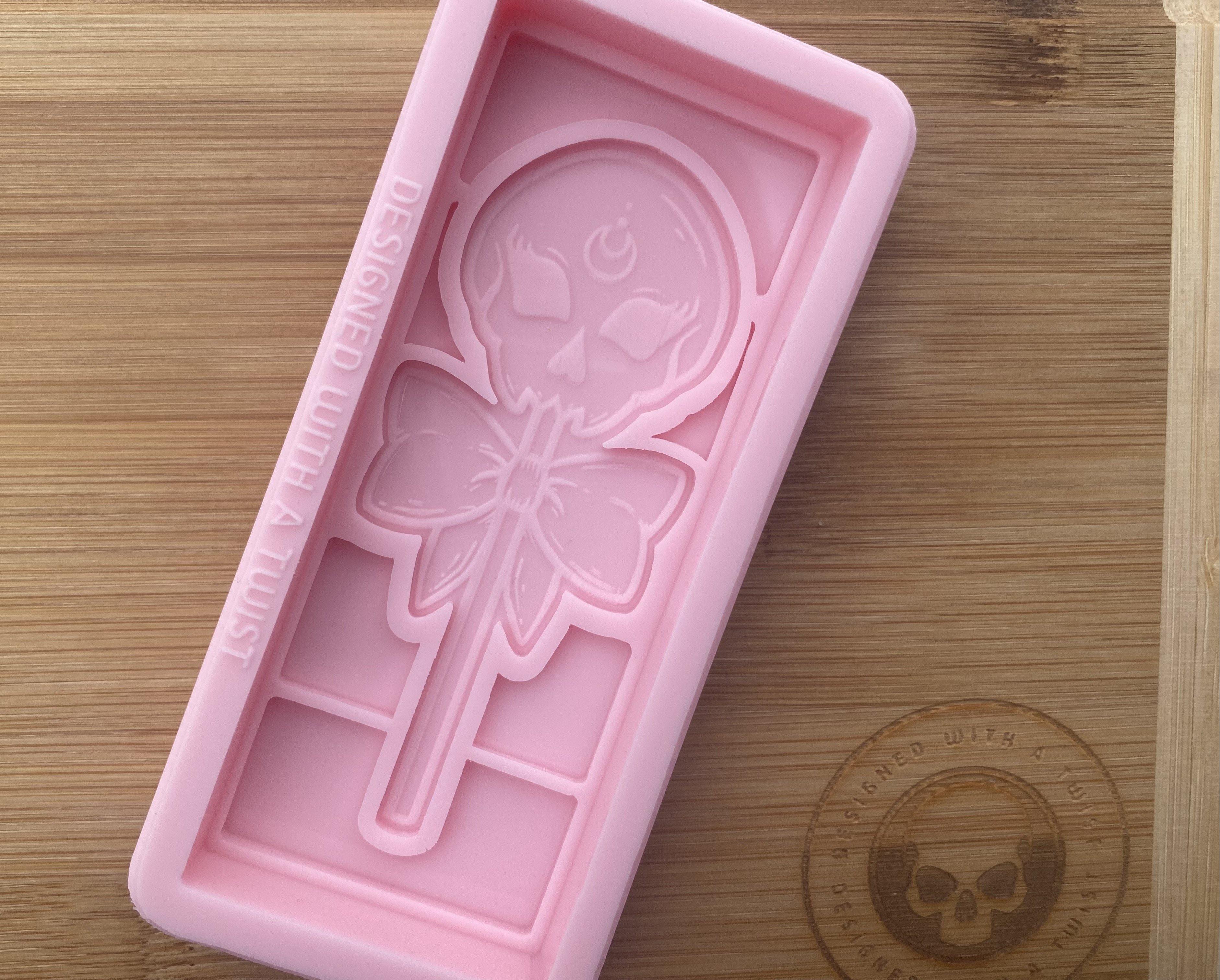 Skull Lolly Snapbar Silicone Mold - Designed with a Twist - Top quality silicone molds made in the UK.