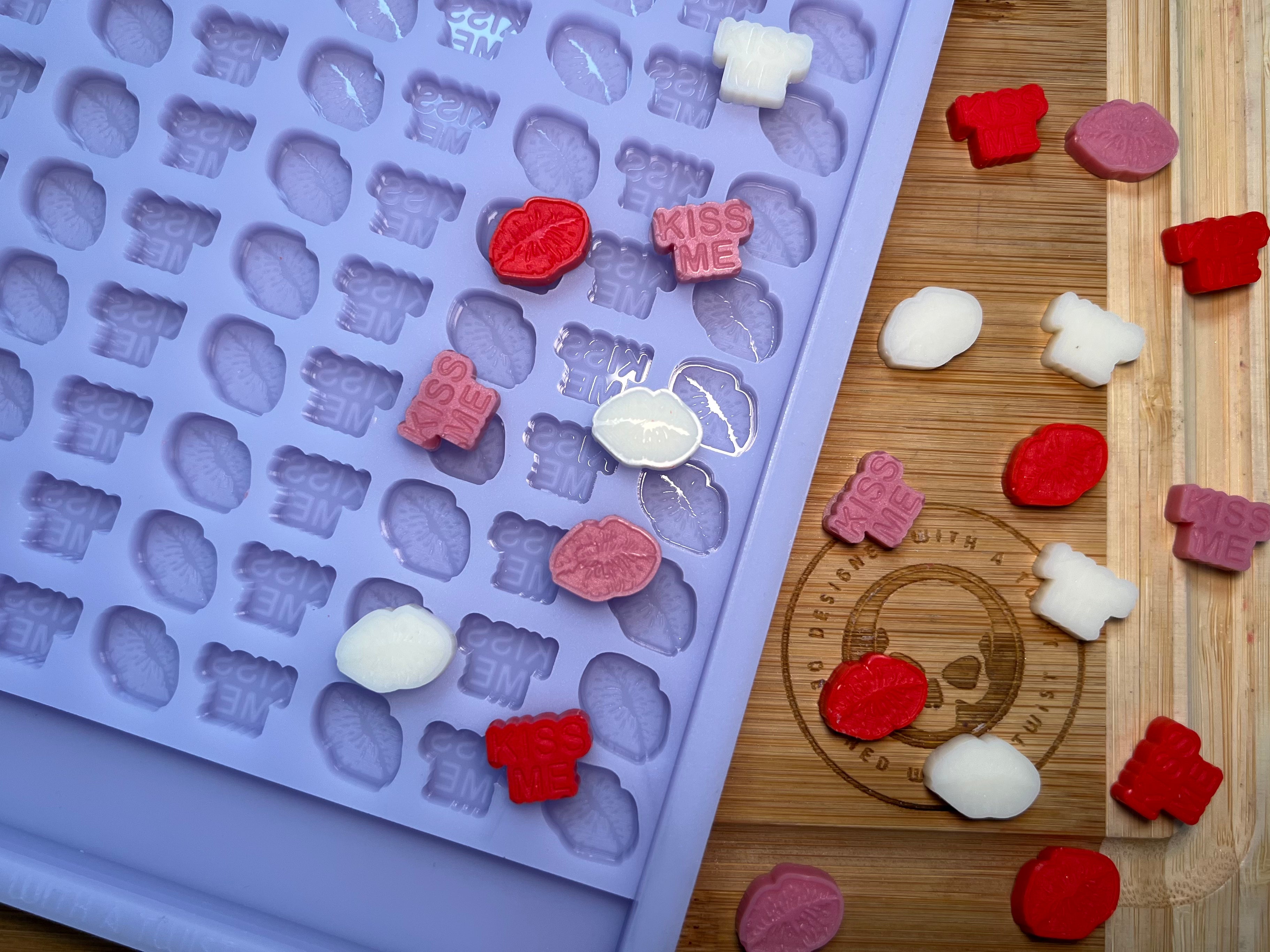 Kiss Me Scrape n Scoop Wax Tray Silicone Mold - Designed with a Twist - Top quality silicone molds made in the UK.