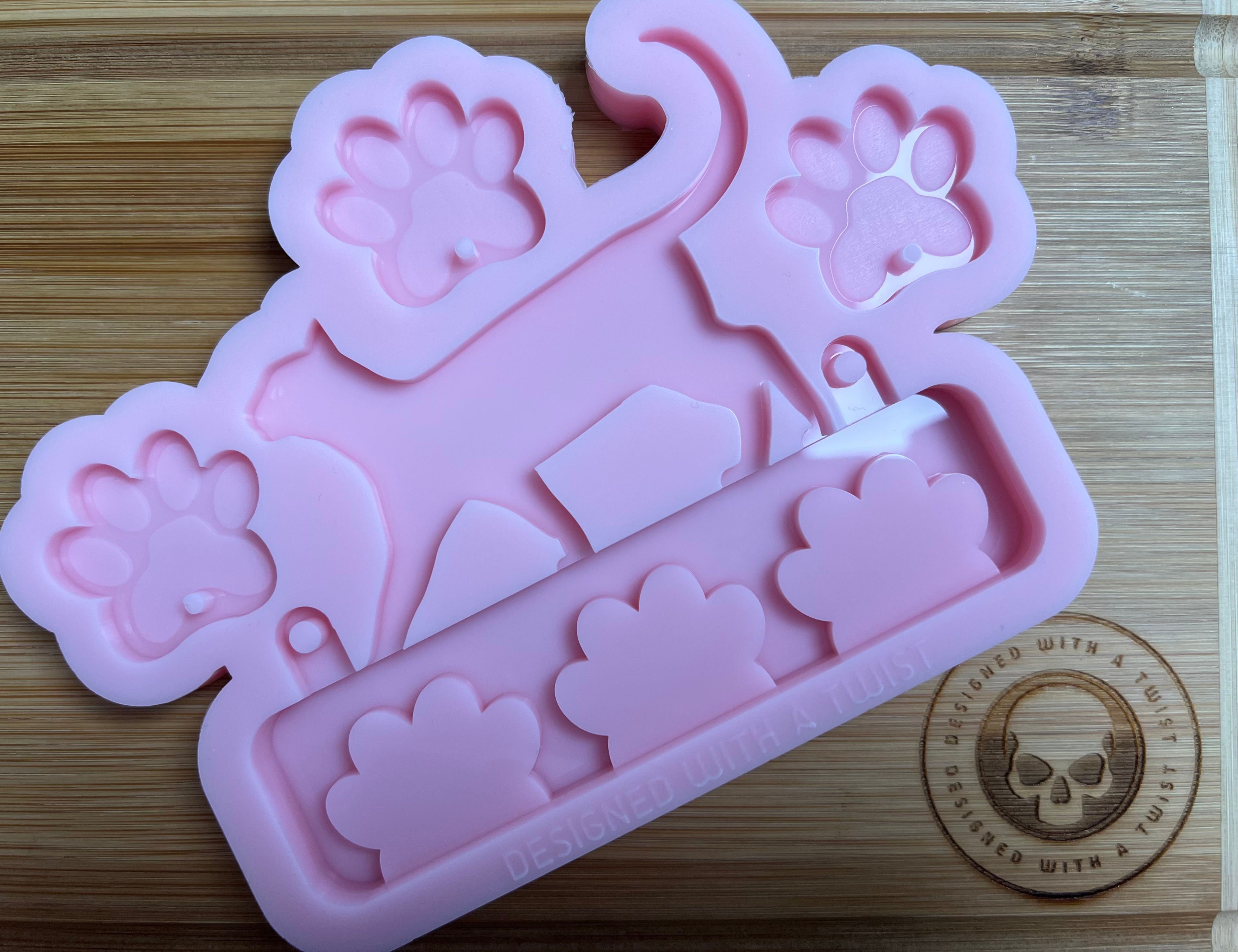 Cat Keyring Wall Hanger Silicone Mold - Designed with a Twist - Top quality silicone molds made in the UK.