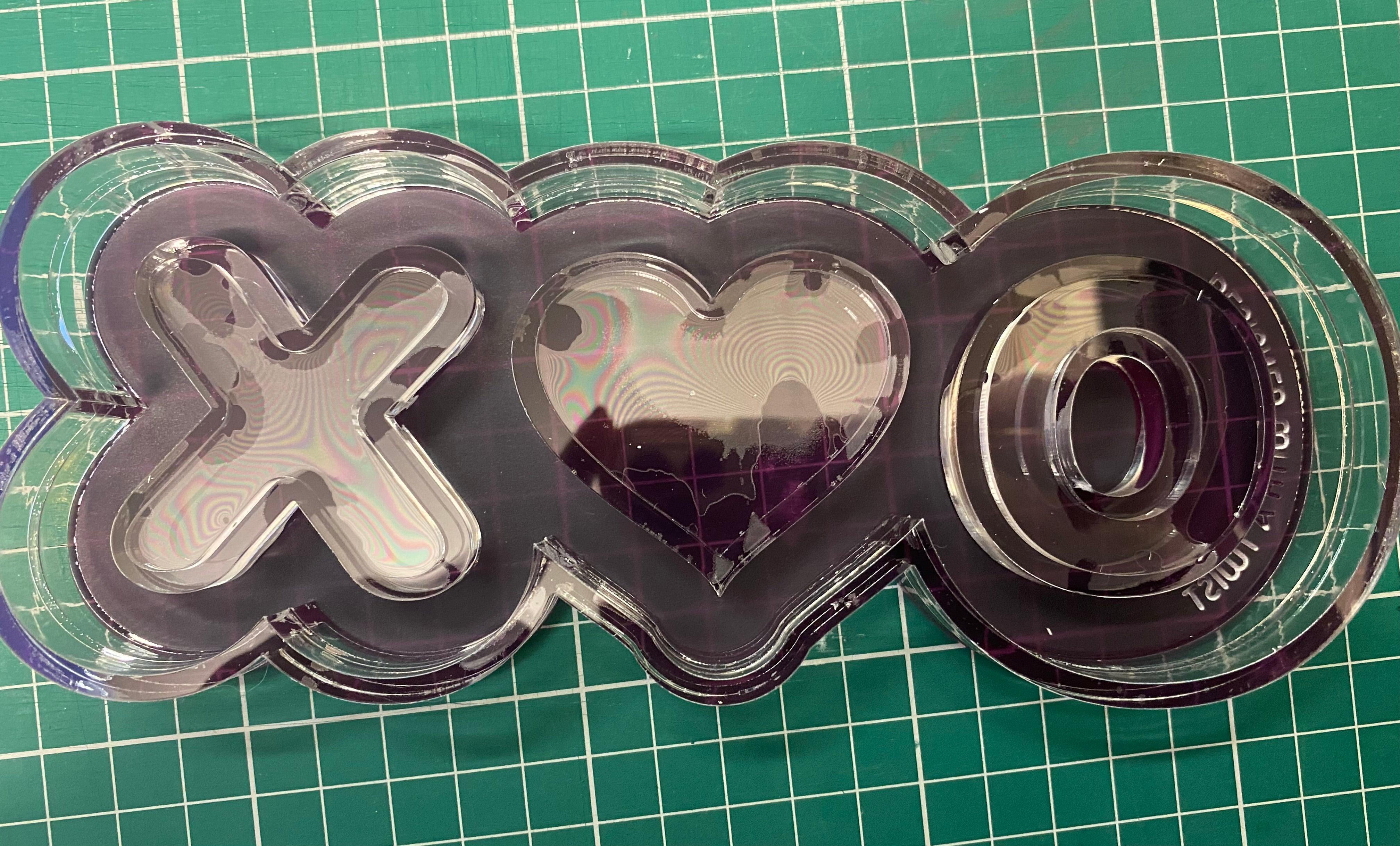 XO Love Wax Melt Silicone Mold - Designed with a Twist - Top quality silicone molds made in the UK.