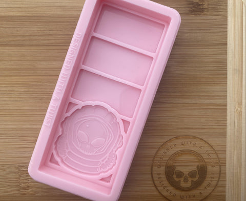 Spaceman Snapbar Silicone Mold - Designed with a Twist  - Top quality silicone molds made in the UK.