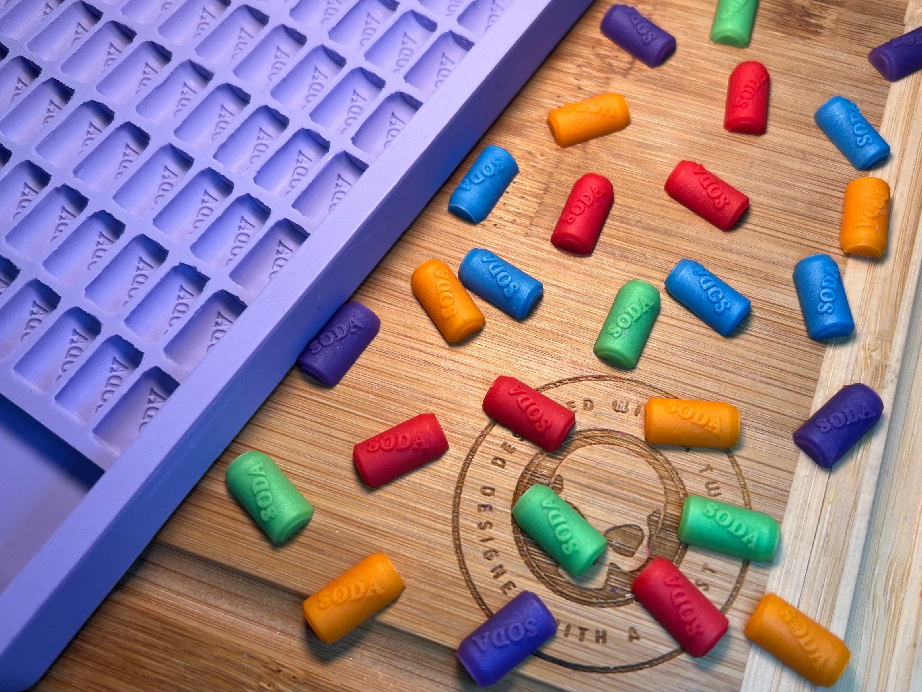 Soda Can Scrape n Scoop Wax Tray Silicone Mold - Designed with a Twist - Top quality silicone molds made in the UK.