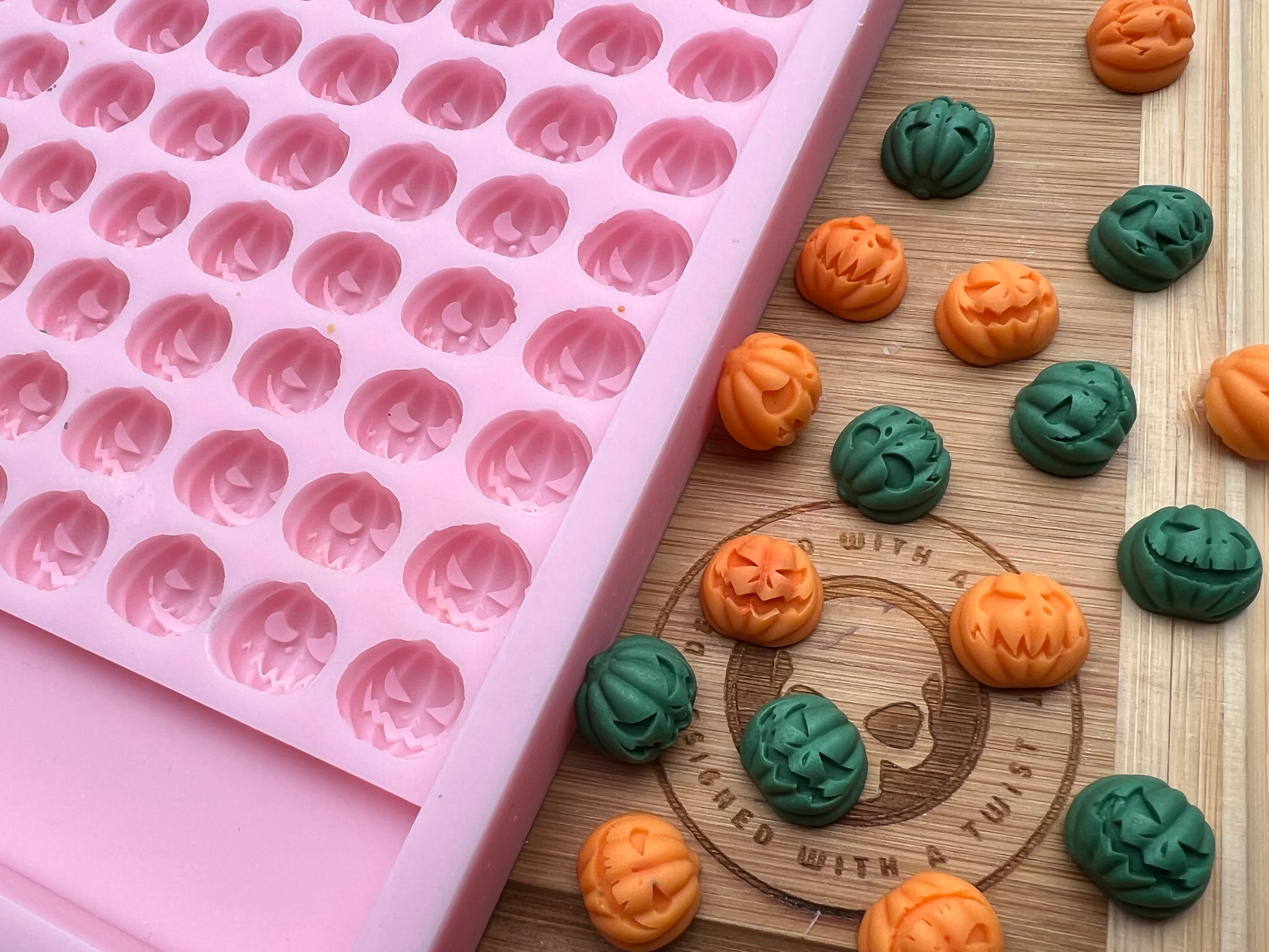 3d Pumpkin Scrape n Scoop Wax Silicone Mold - Designed with a Twist - Top quality silicone molds made in the UK.