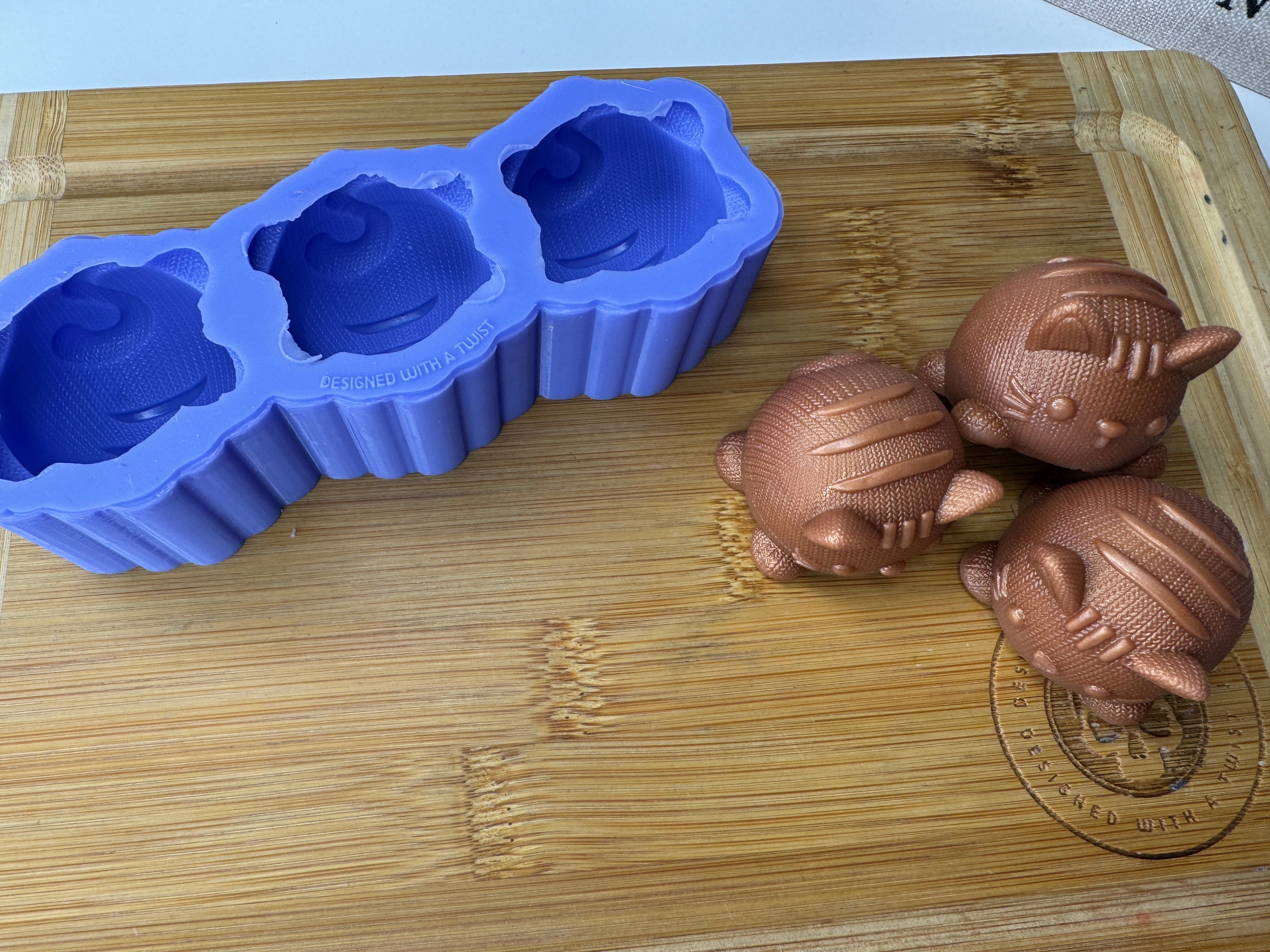 3D Knitted Kitty Silicone Mold Trio