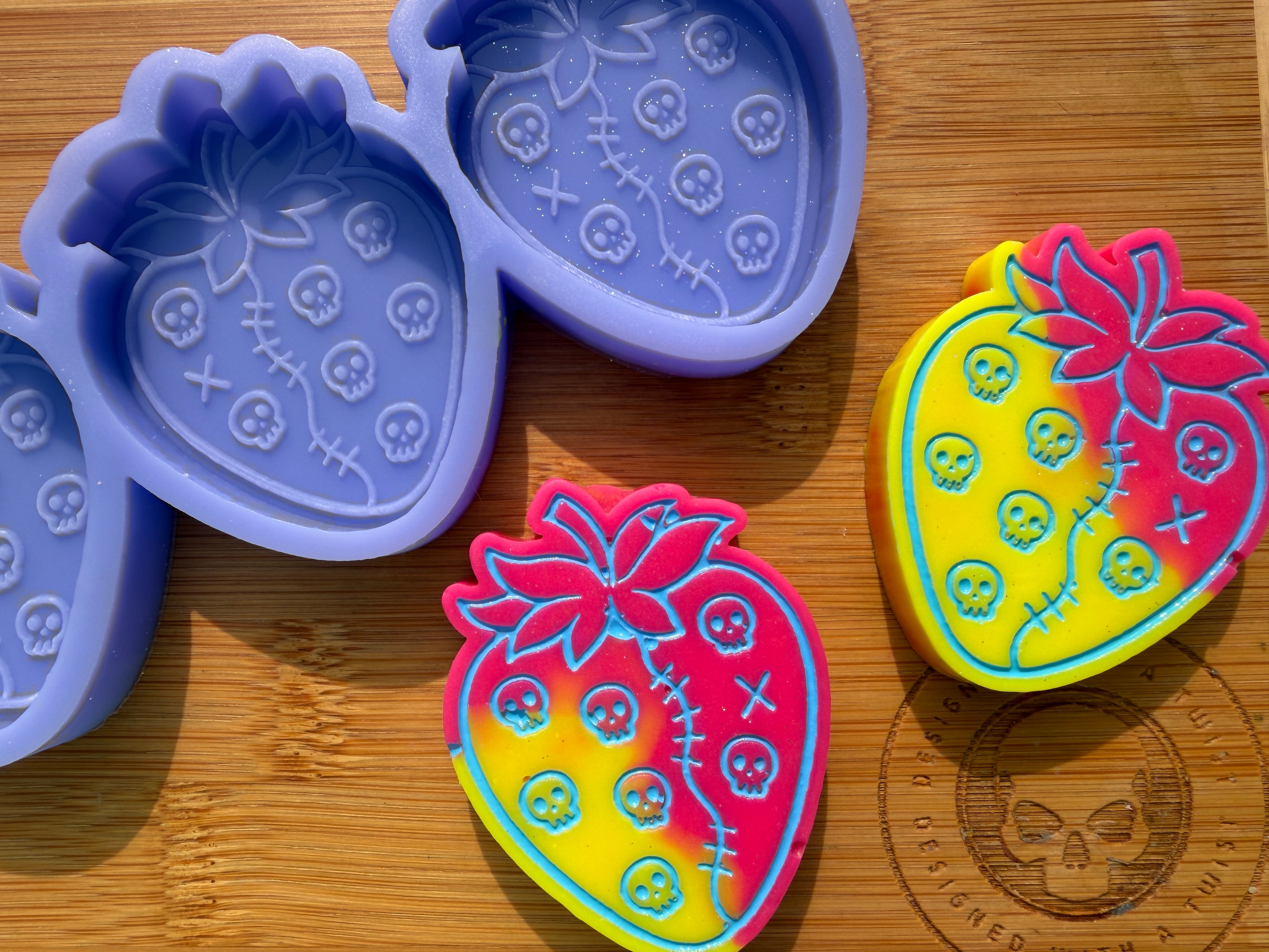 Skull Strawberries Silicone Trio Mold