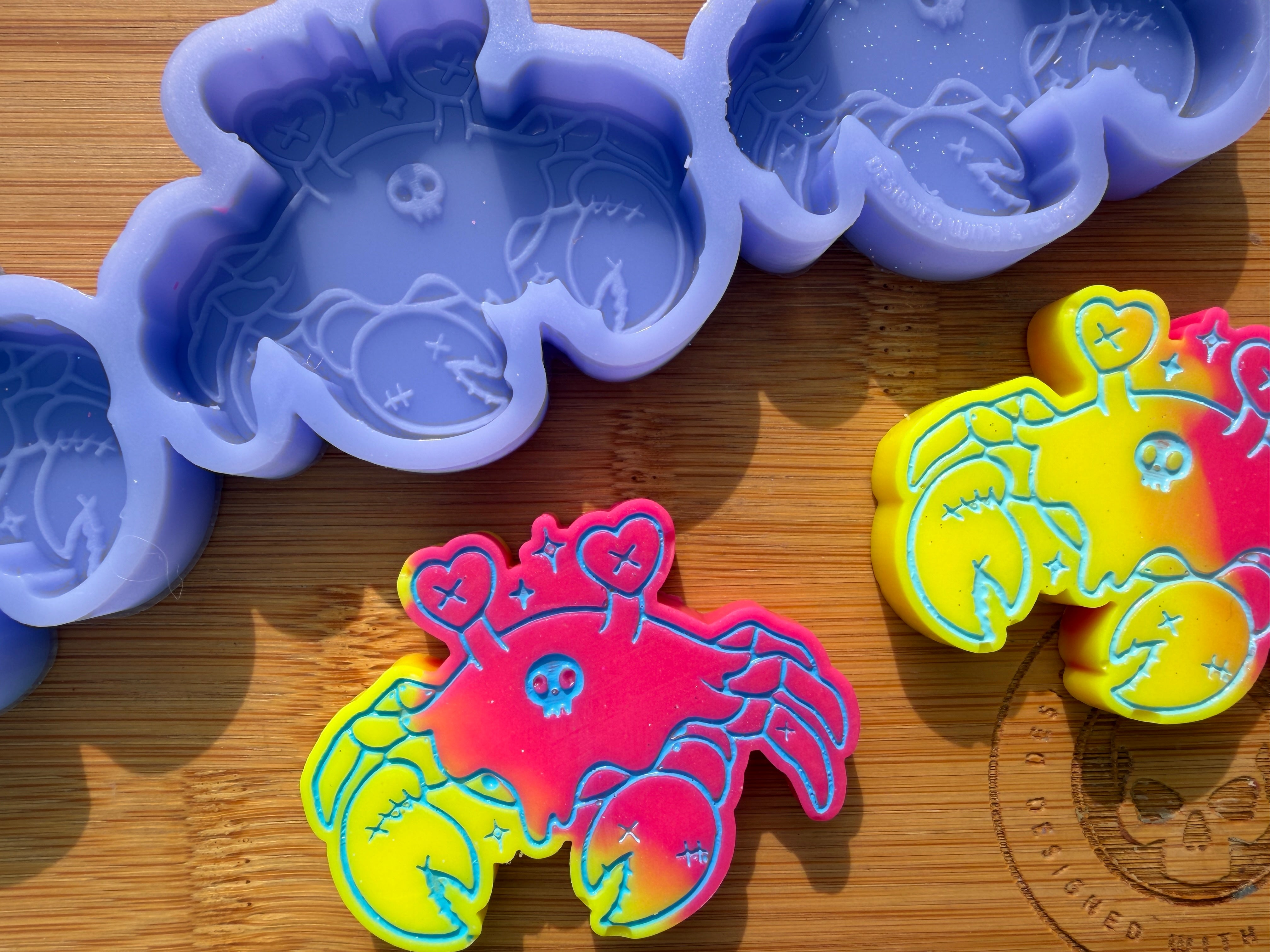 Emo Crab Silicone Trio Mold