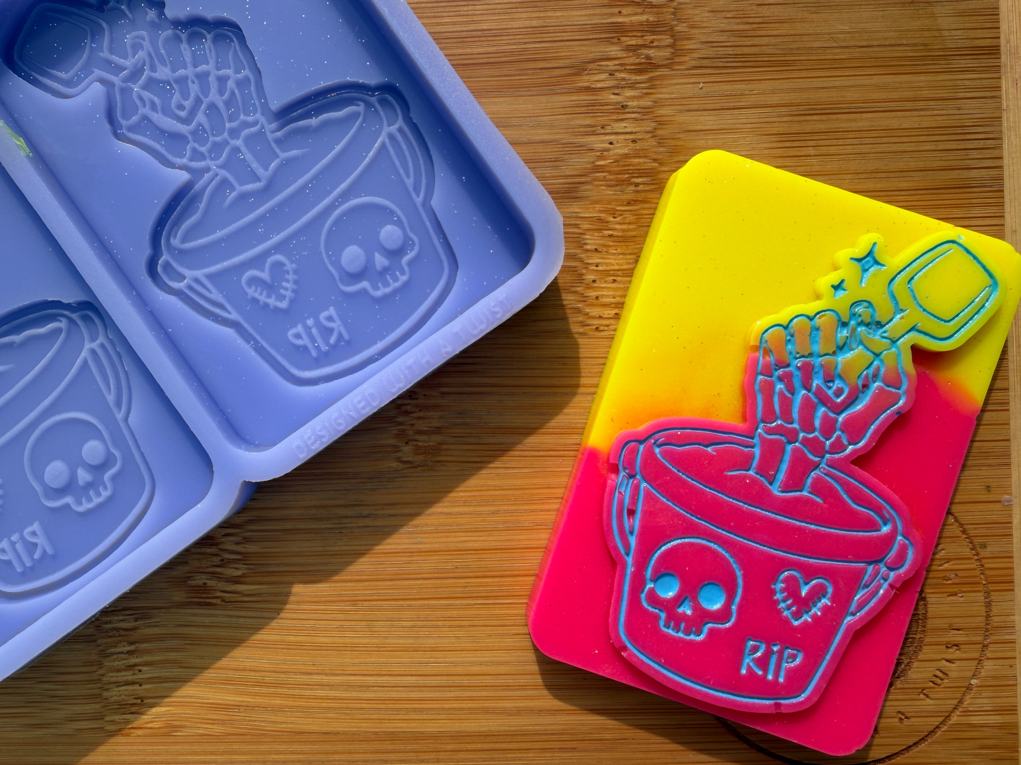 RIP Bucket & Spade Silicone Duo Mold