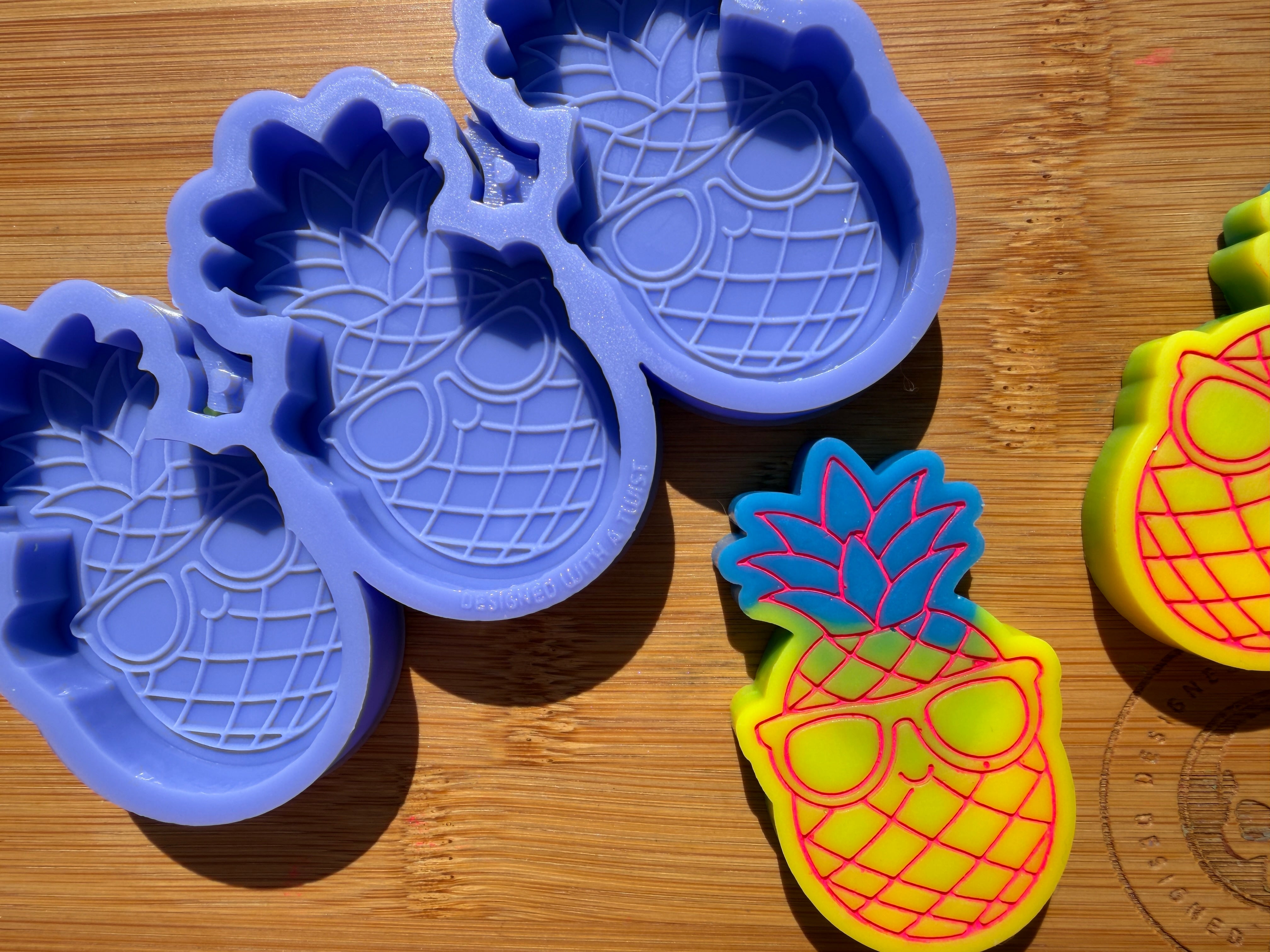 Pineapple Silicone Mold - 3 Cavities