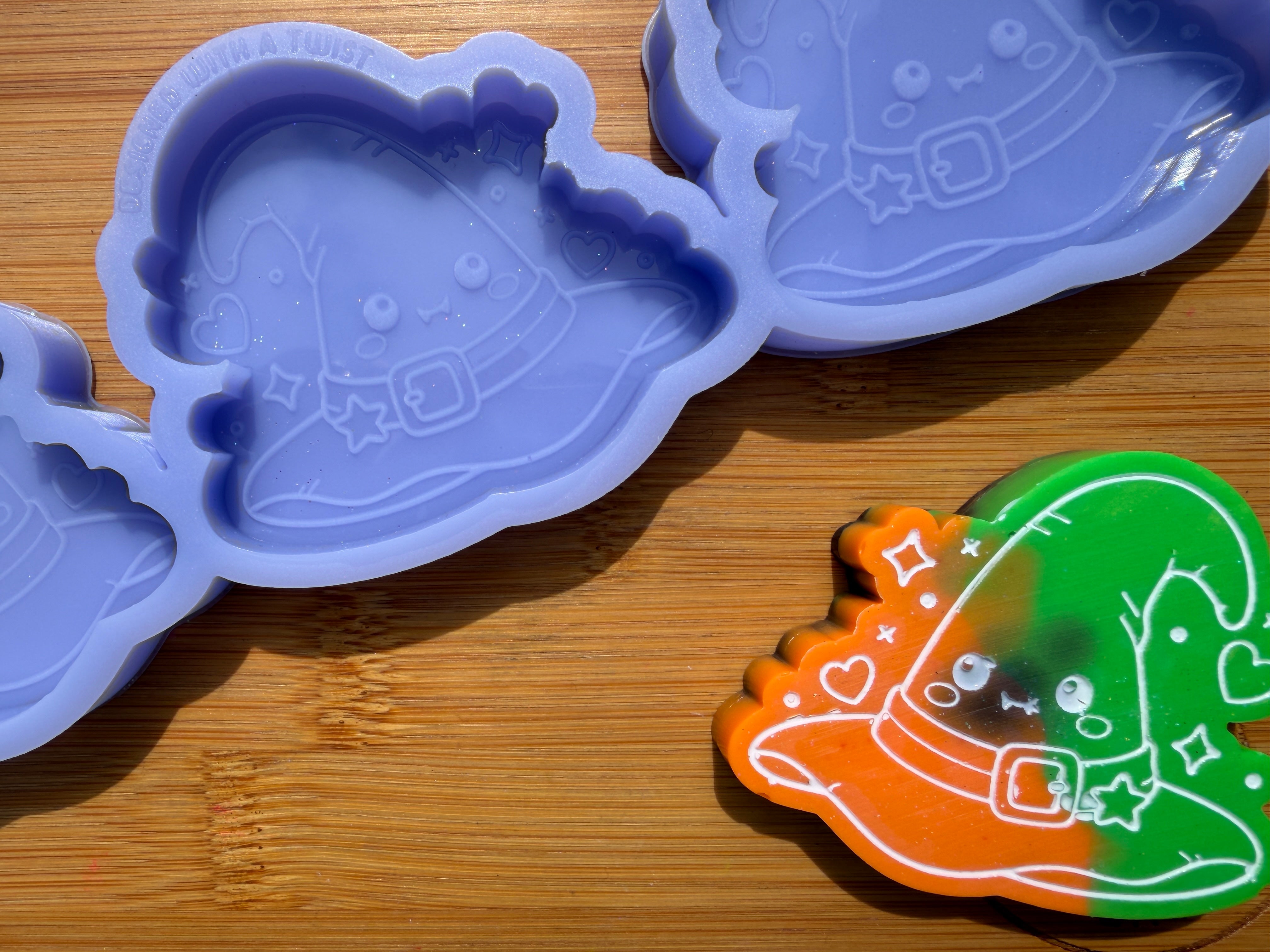Cute Witches Hat Silicone Mold - 3 Cavities