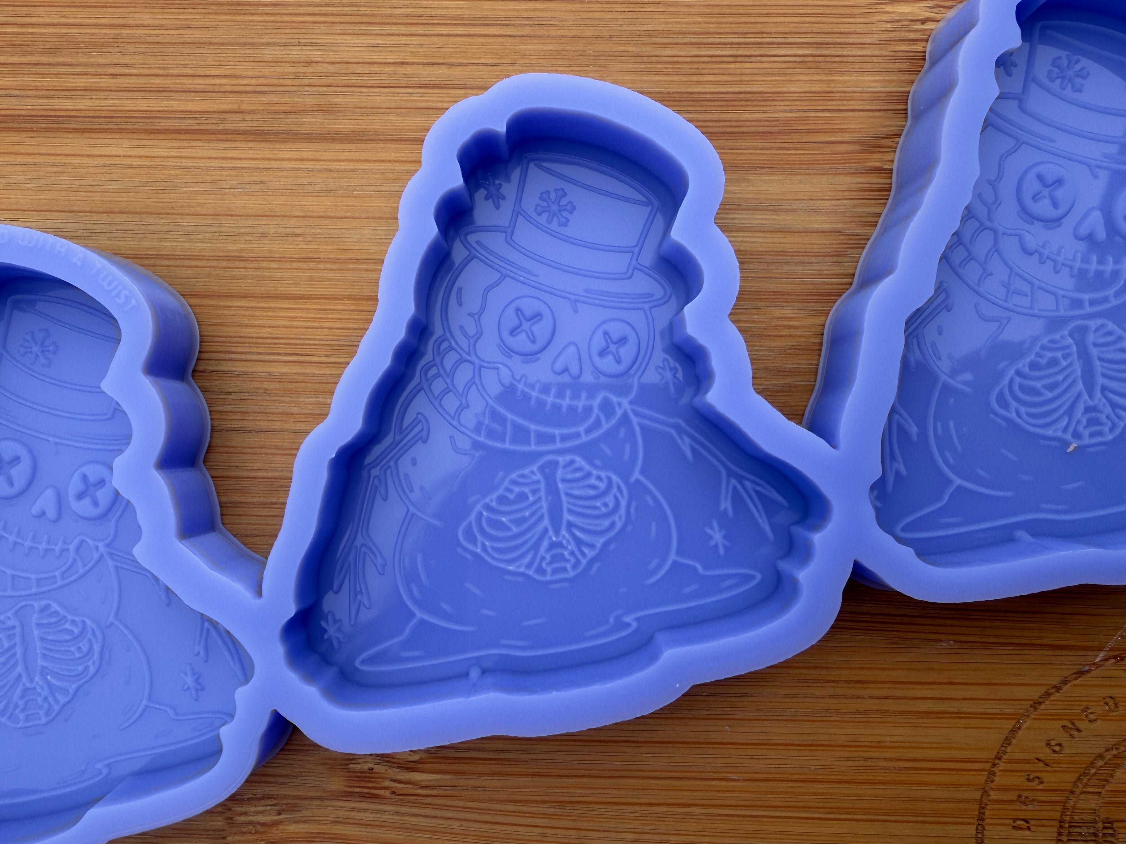 Melting Skeleton Snowman Silicone Mold - 3 Cavities